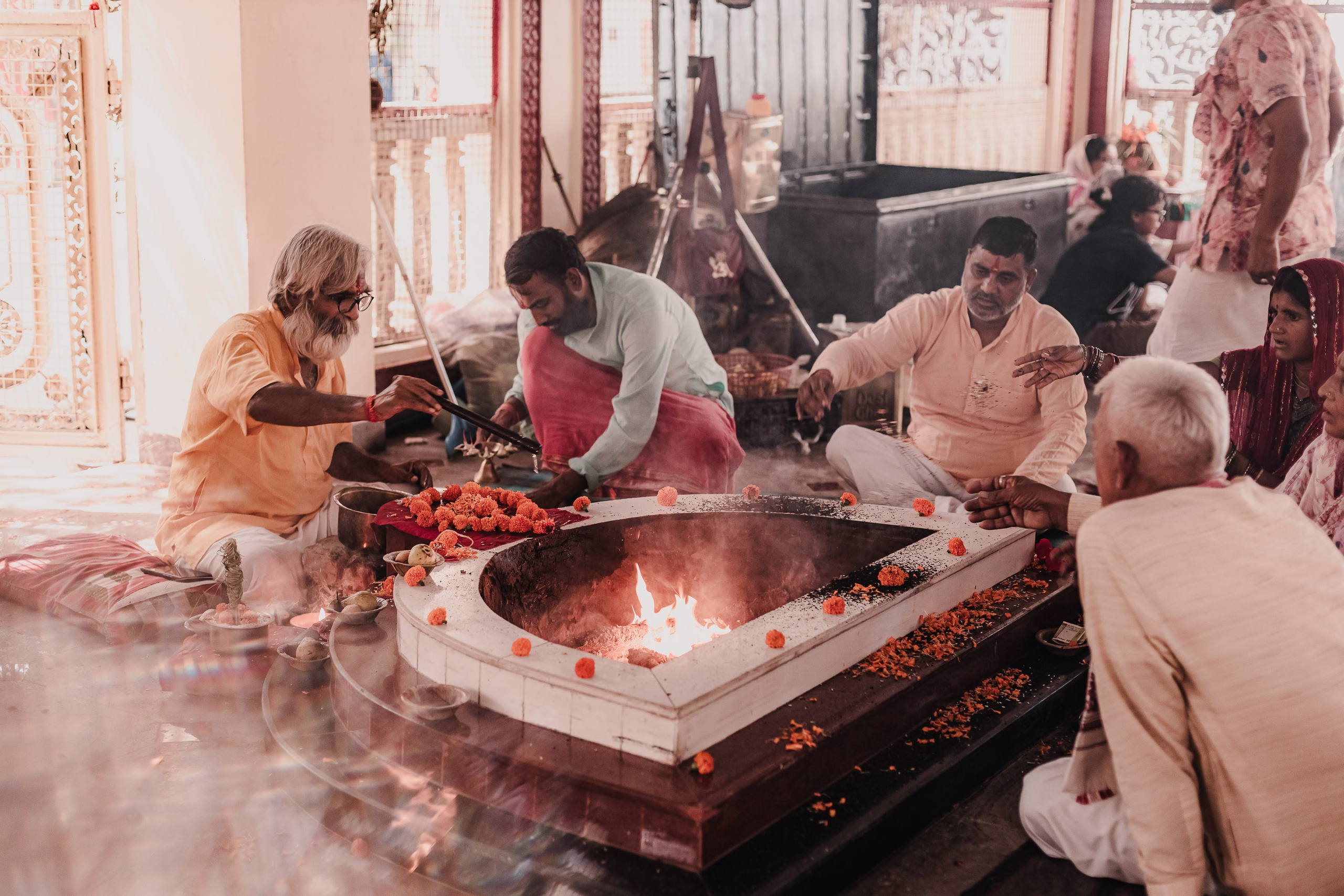Navaratri yajna at Devraha Baba Ji ashram. Мариам Багдасарян