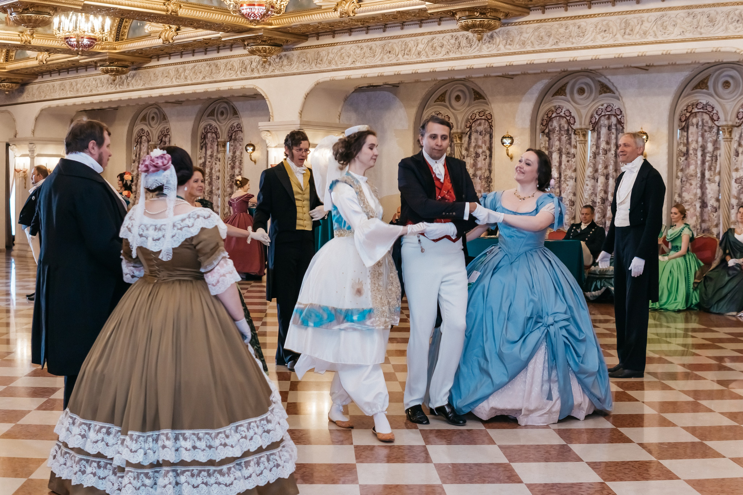 Бал. Главная