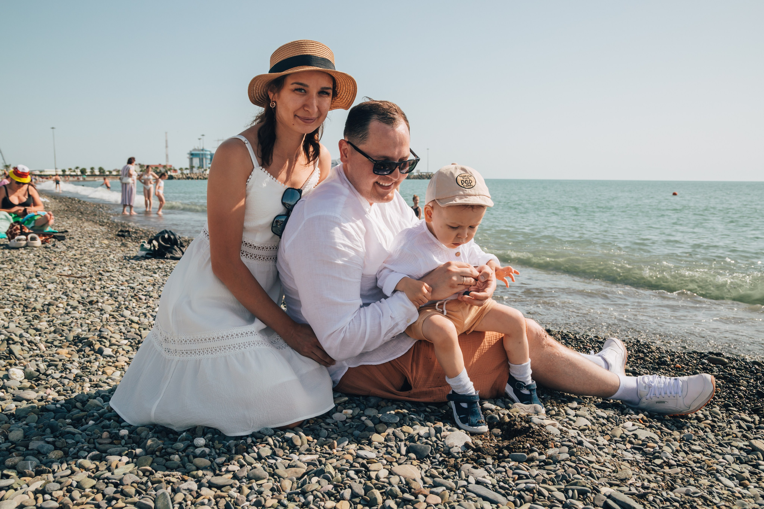 Дима, Ляйсан и Миша на Ривьере (Май 2025 г.). Фотограф Сочи, Адлер, Красная Поляна — Вероника Радченко