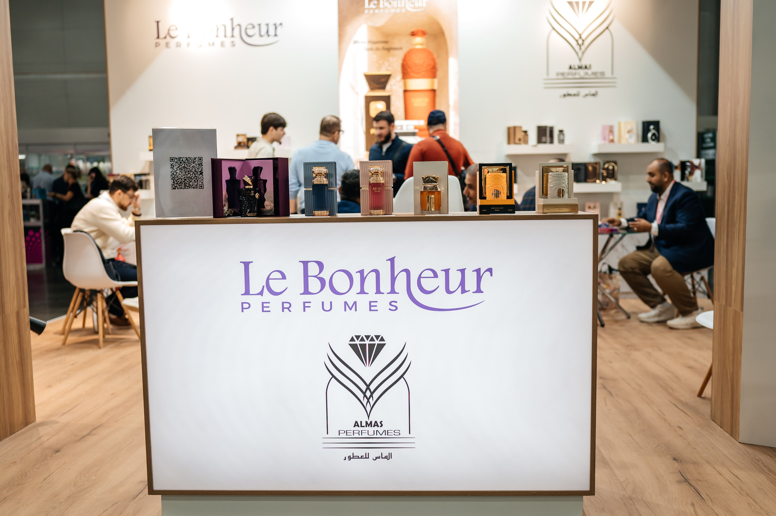 Almas parfumes Intersharm 2025. Фотограф в Москве Елена Брюханова