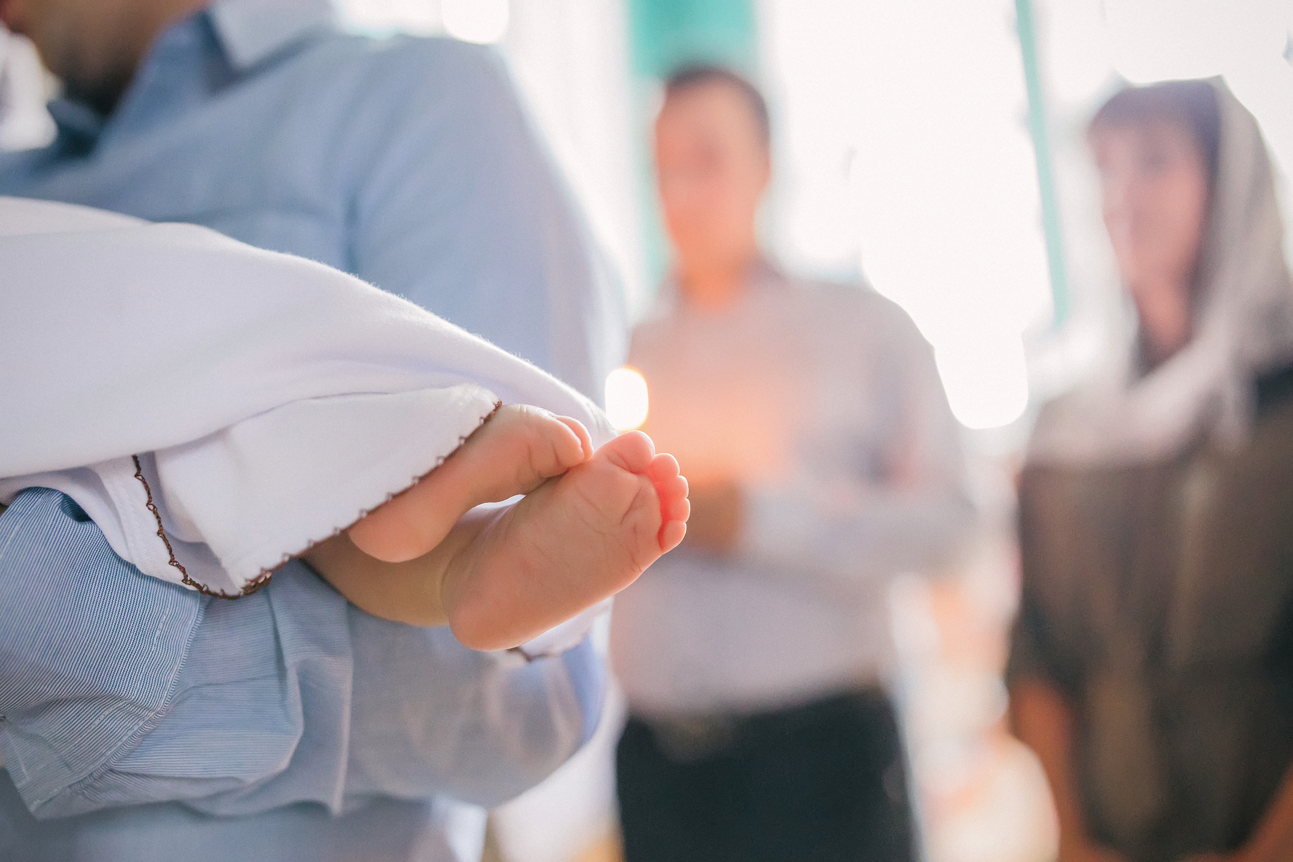 Крещение Ксении. Храм Иконы Божией Матери и всех скорбящих радость. Семейный фотограф Анастасия Шайхутдинова