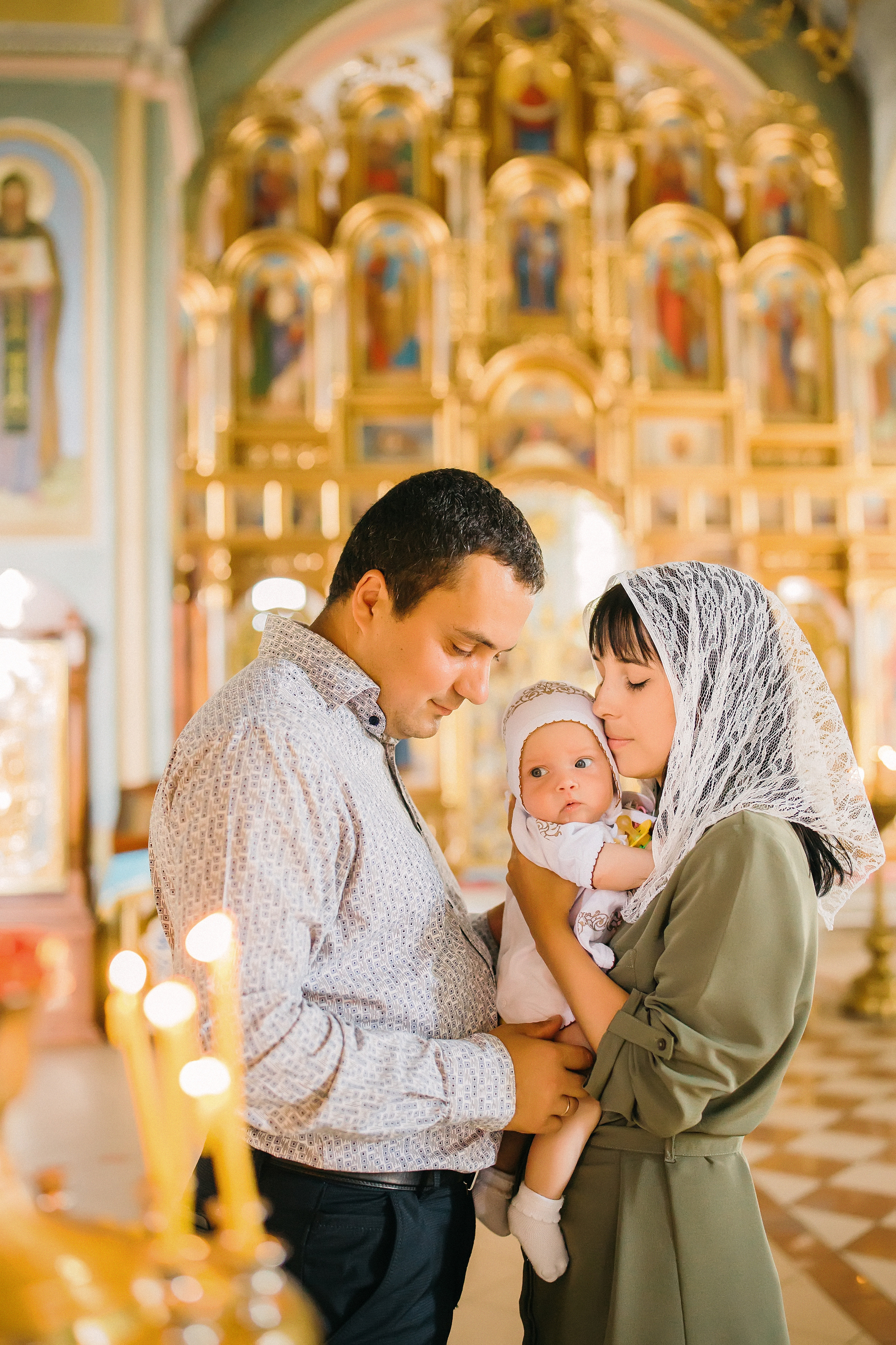 Крещение Ксении. Храм Иконы Божией Матери и всех скорбящих радость. Семейный фотограф Анастасия Шайхутдинова