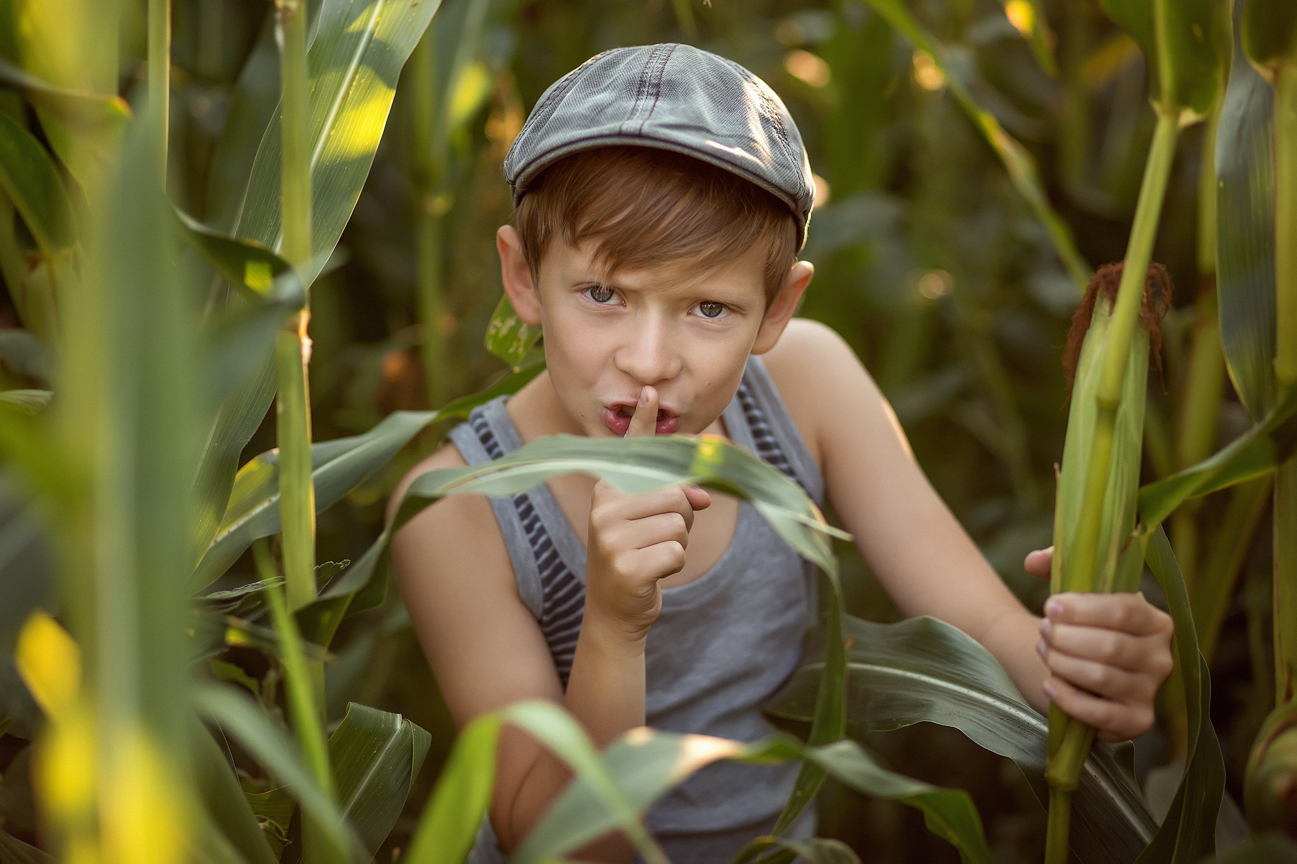 Савелий и кукуруза. Фотограф в Оренбурге Чопорова Тамара