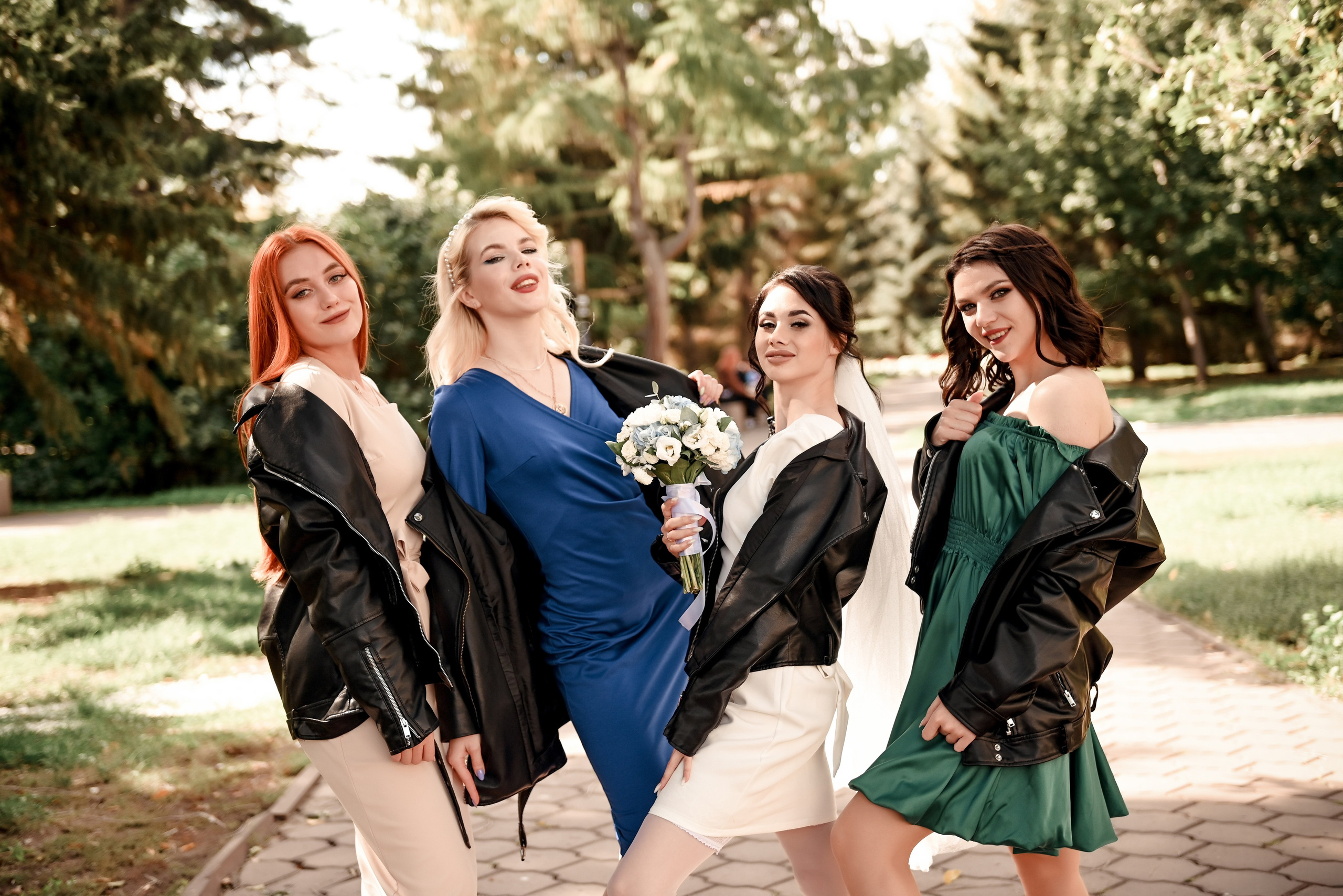 Небольшая часть фото со свадебной съемки Алексея и Даши. Свадебный, семейный, детский, контент фотограф в Омске Максим Ильин