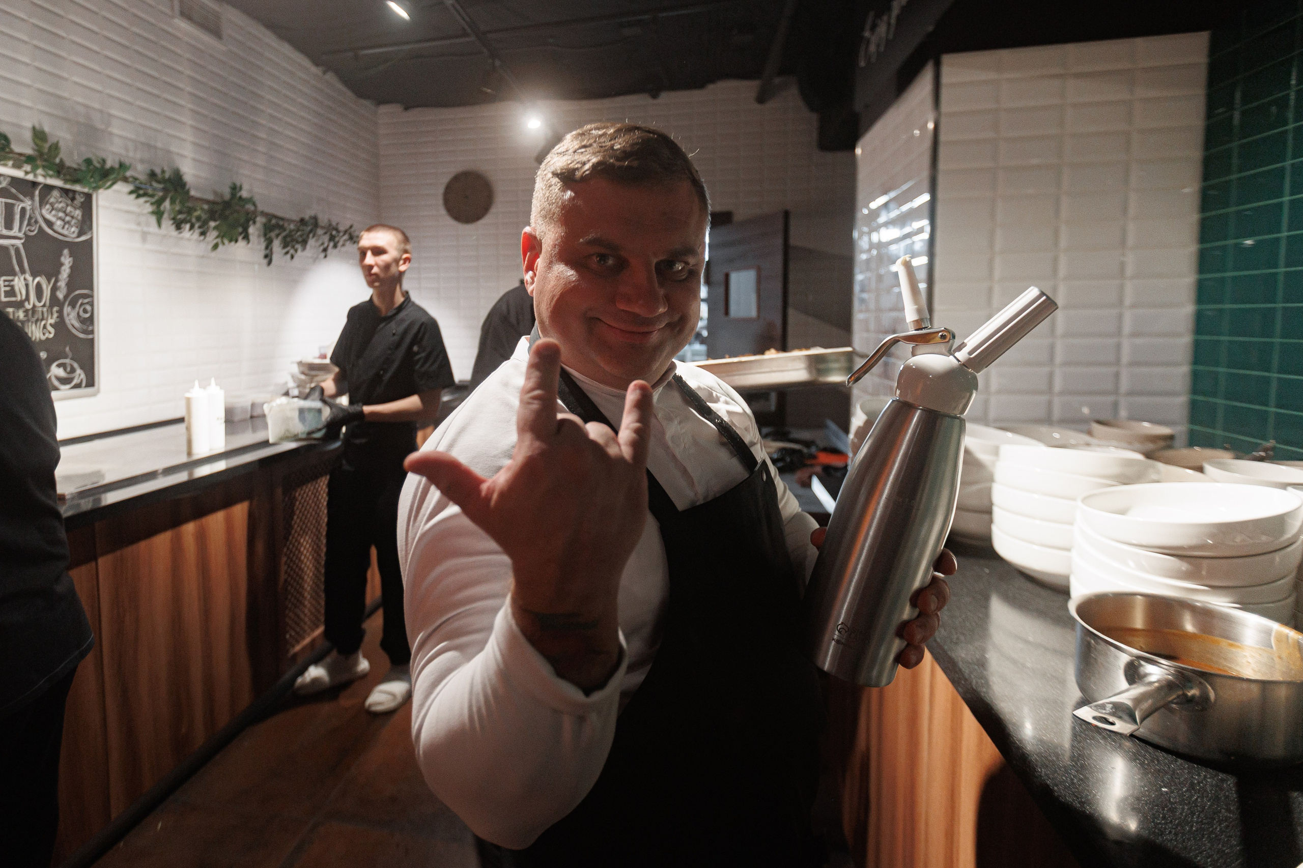 Фотографии с Гастроужина Честер Челябинск 5 ЛЕТ.5 ШЕФОВ