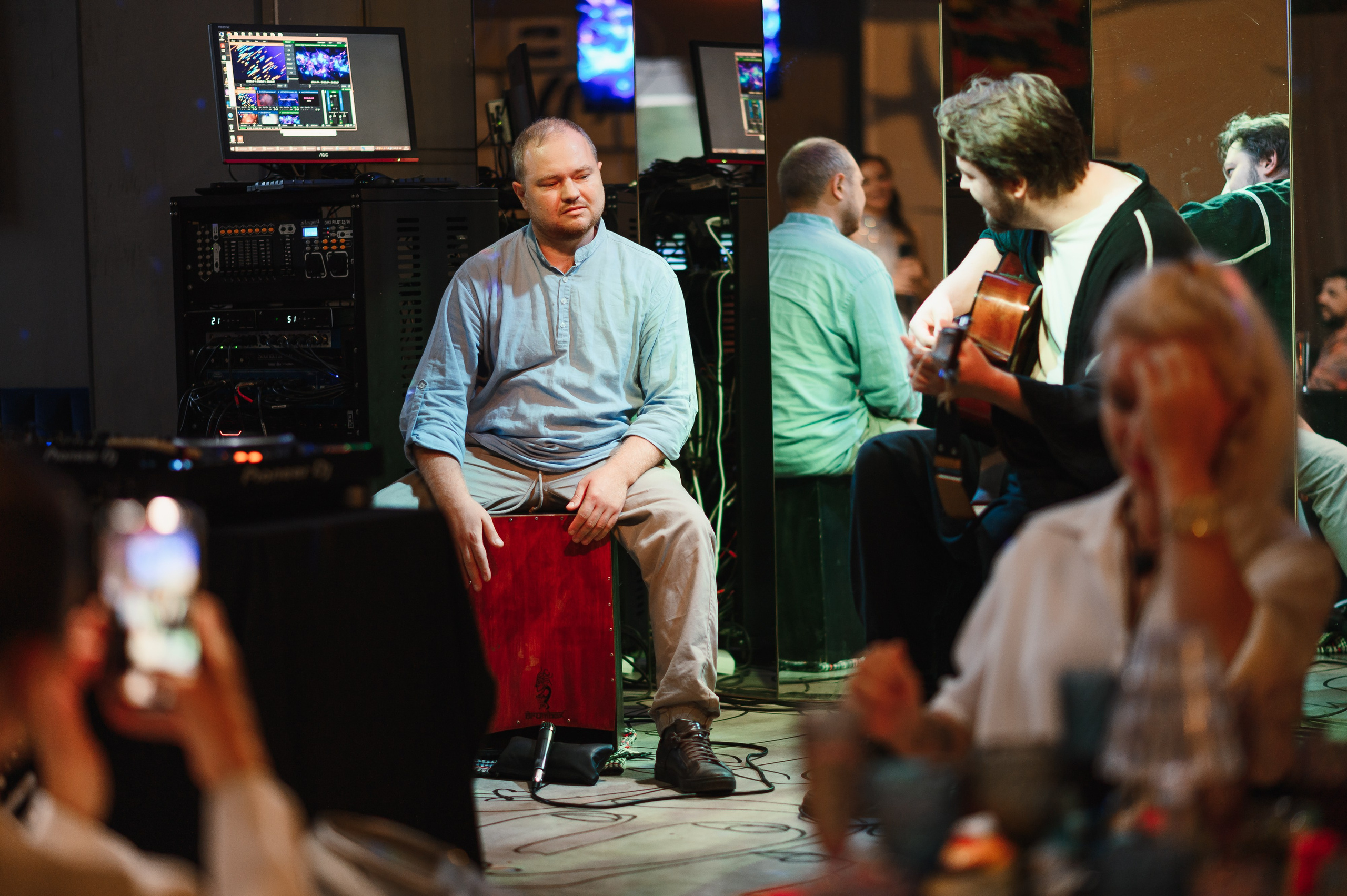 День рождения в формате выступления. Wedding and family photographer USA