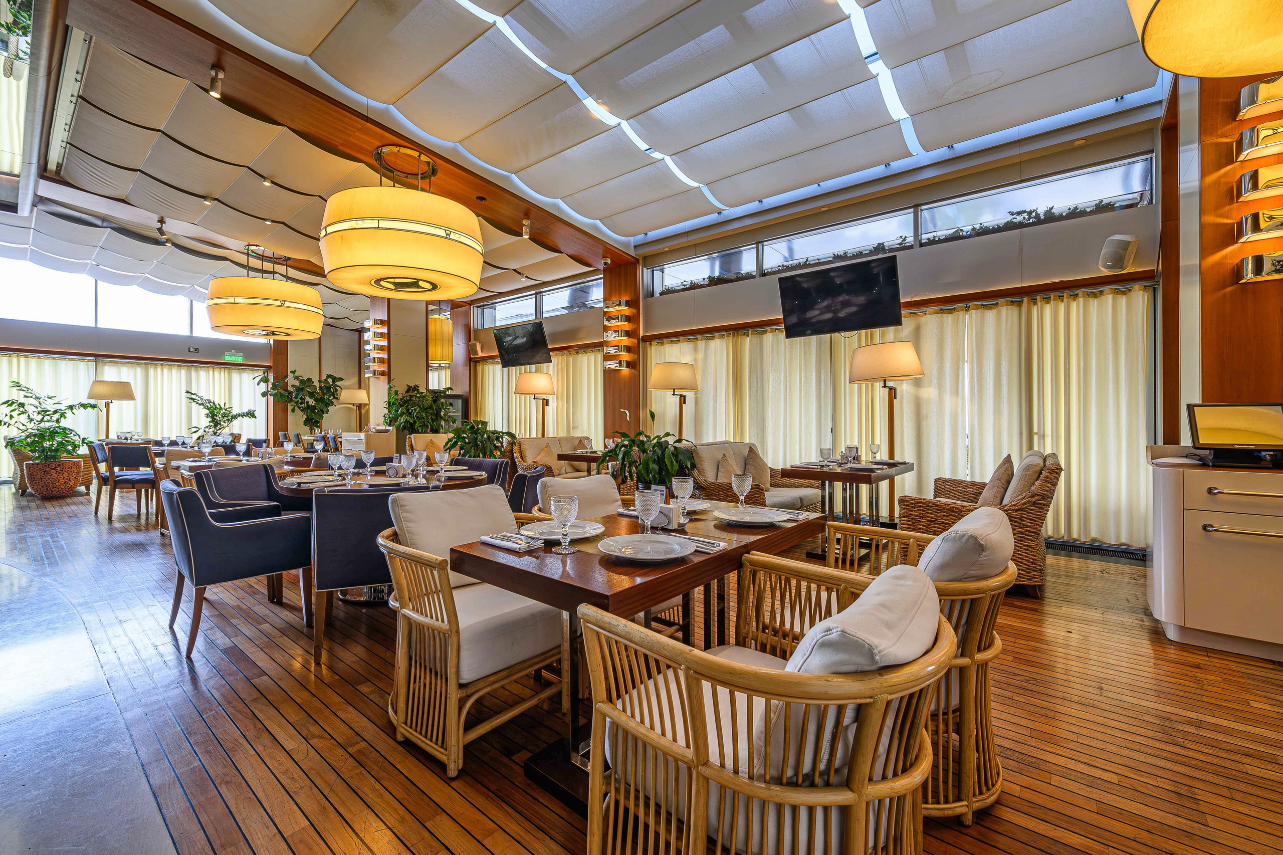 Интерьерный фотограф Озеров Денис, фотосъёмка для Zoon, Интерьерная фотосъёмка Ресторанов, Кафе, Баров, Лофт. г. Москва и Московская область. Интерьерный & Репортажный фотограф Озеров Денис, г. Москва