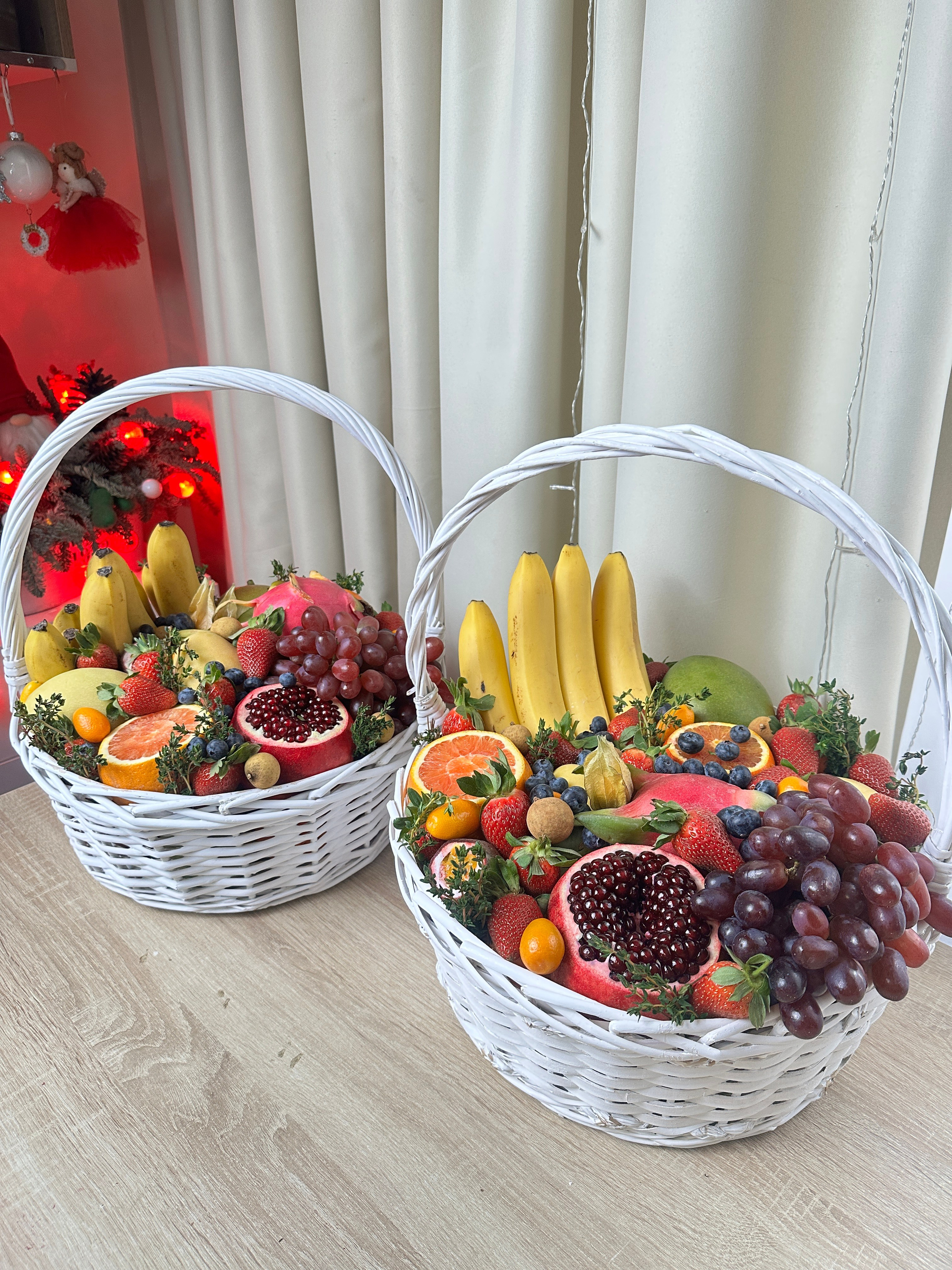 Корзины. Выездной кейтеринг, съедобные букеты, торты и сладости на заказ