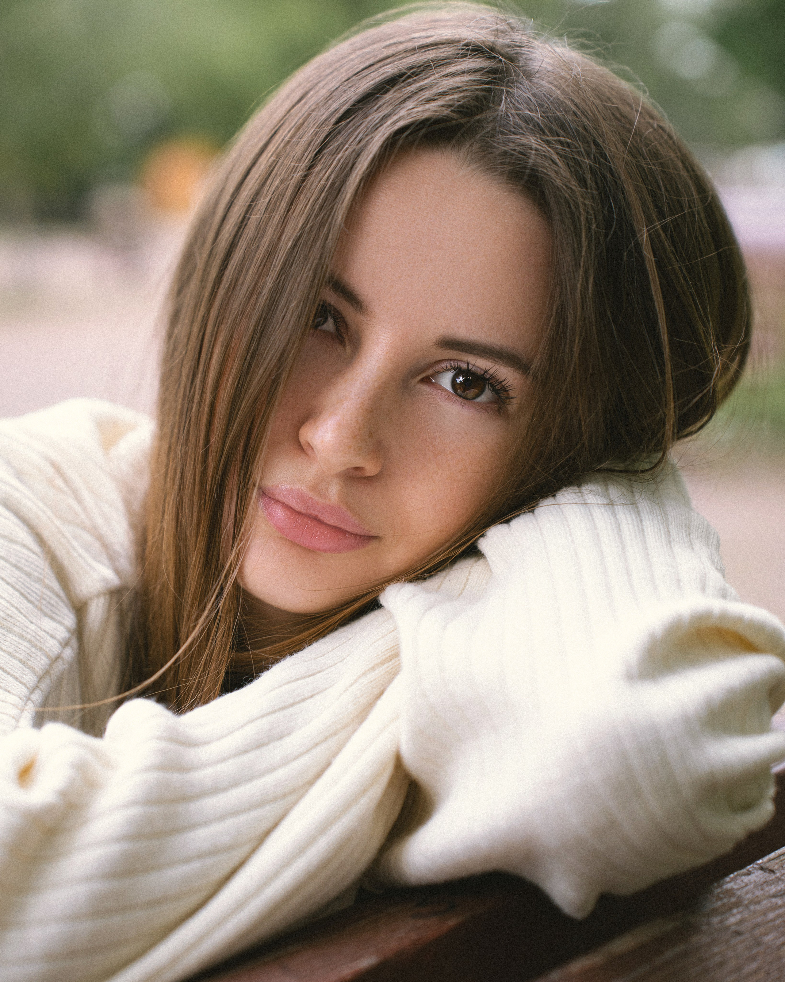 Женский портрет outdoor. Лиана Аскерова ваш фотограф в Санкт-Петербурге