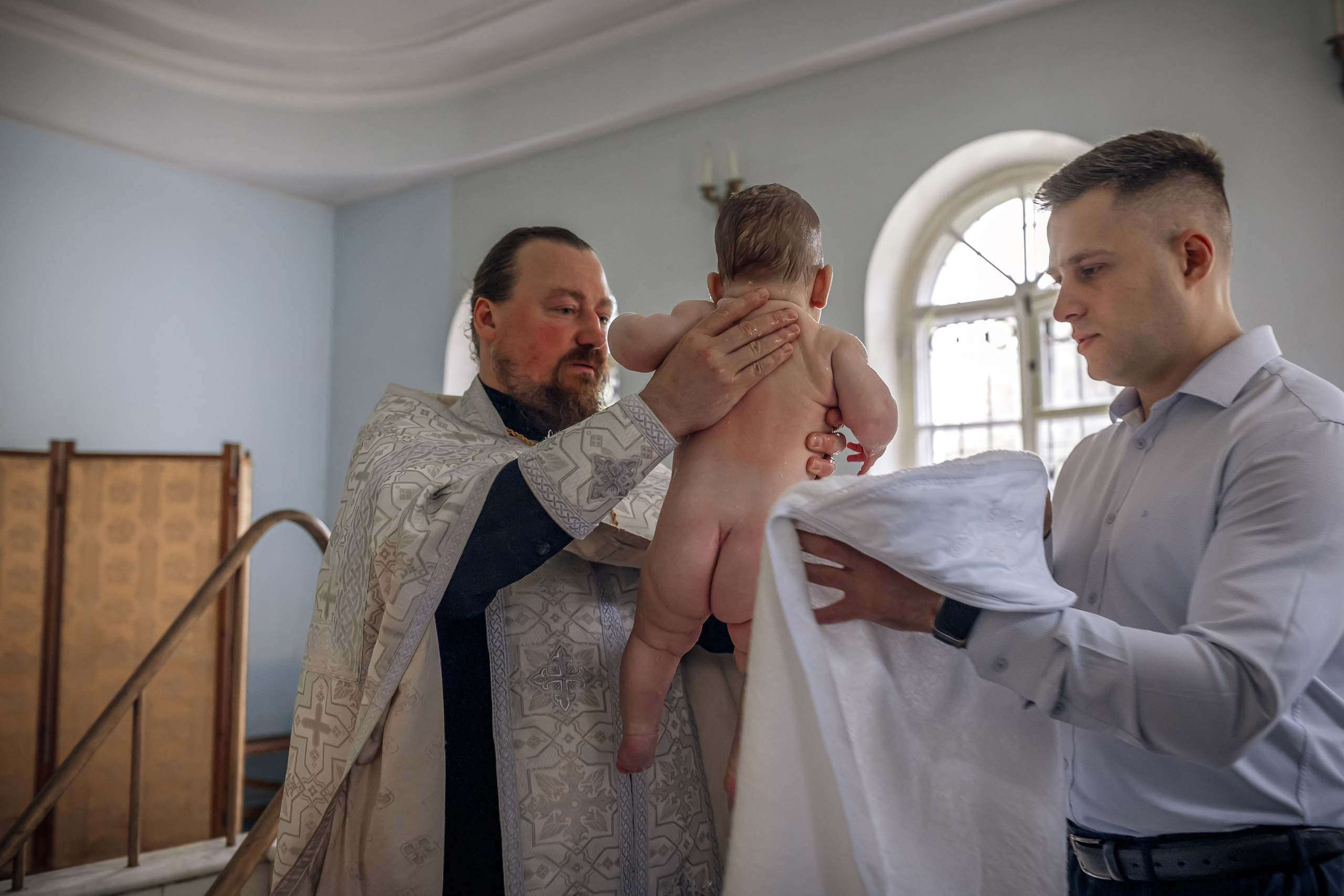 Крещение в Храме Влахернской иконы Божией Матери в Кузьминках. Профессиональный фотограф в Москве и Мо Мария Шантарёва