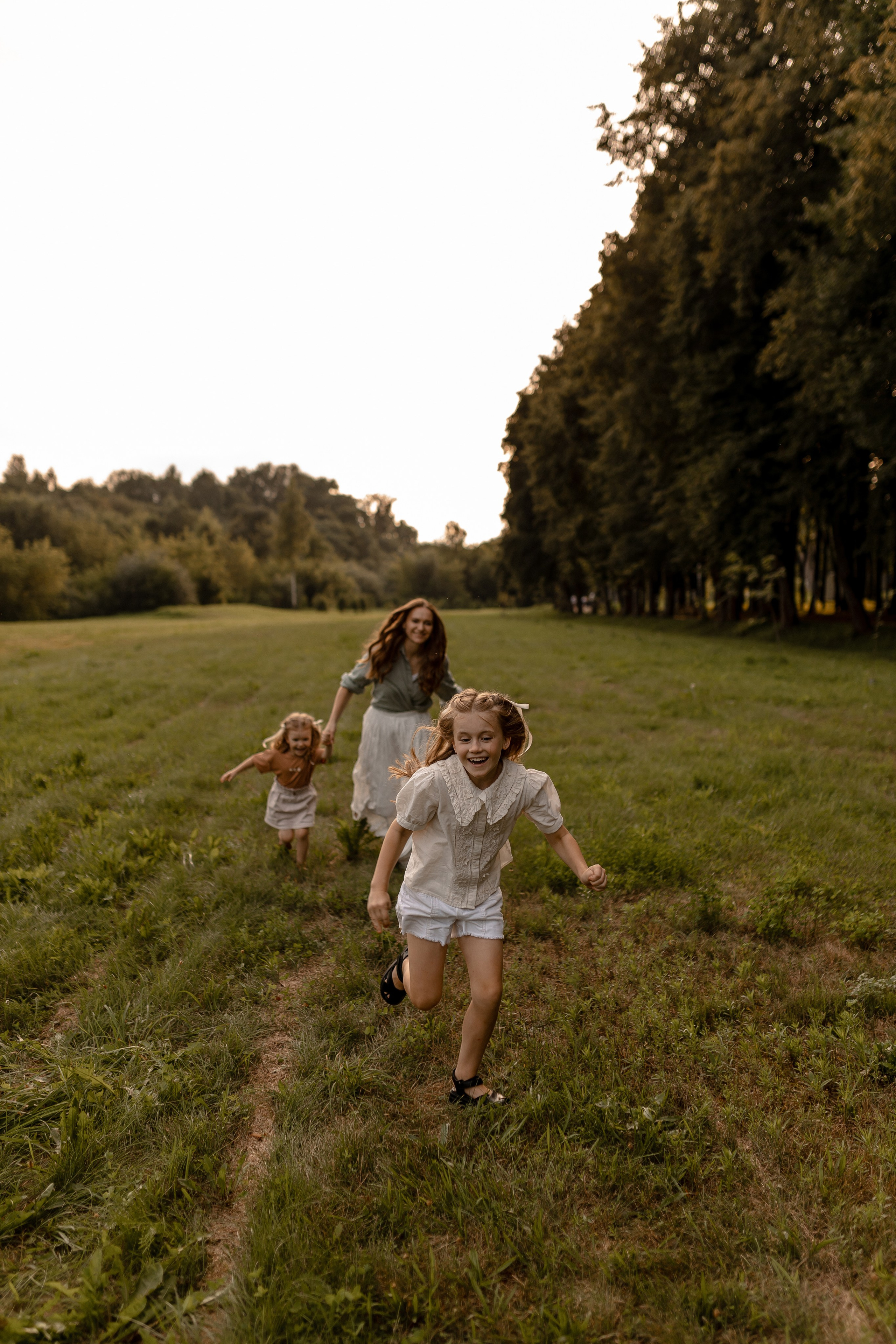Юлия, Оливия, Эмилия. Свадебный фотограф Елена Ловцевич