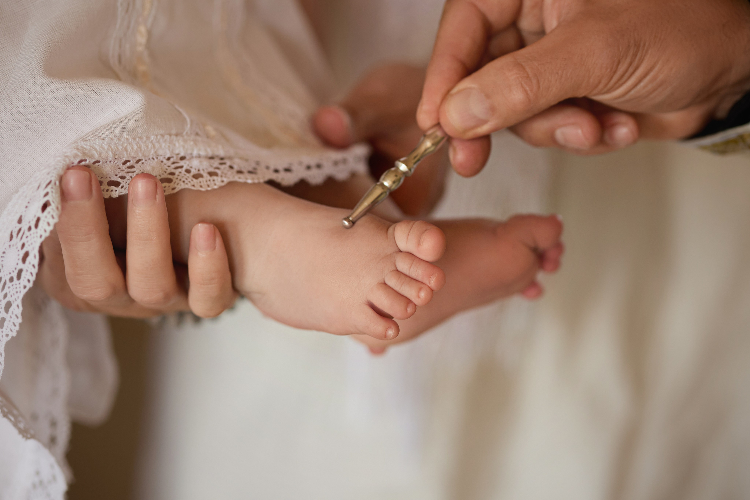 ТАИНСТВО КРЕЩЕНИЯ. ФОТОГРАФ НОВОРОЖДЕННЫХ ЧЕРЕПОВЕЦ САНКТ-ПЕТЕРБУРГ