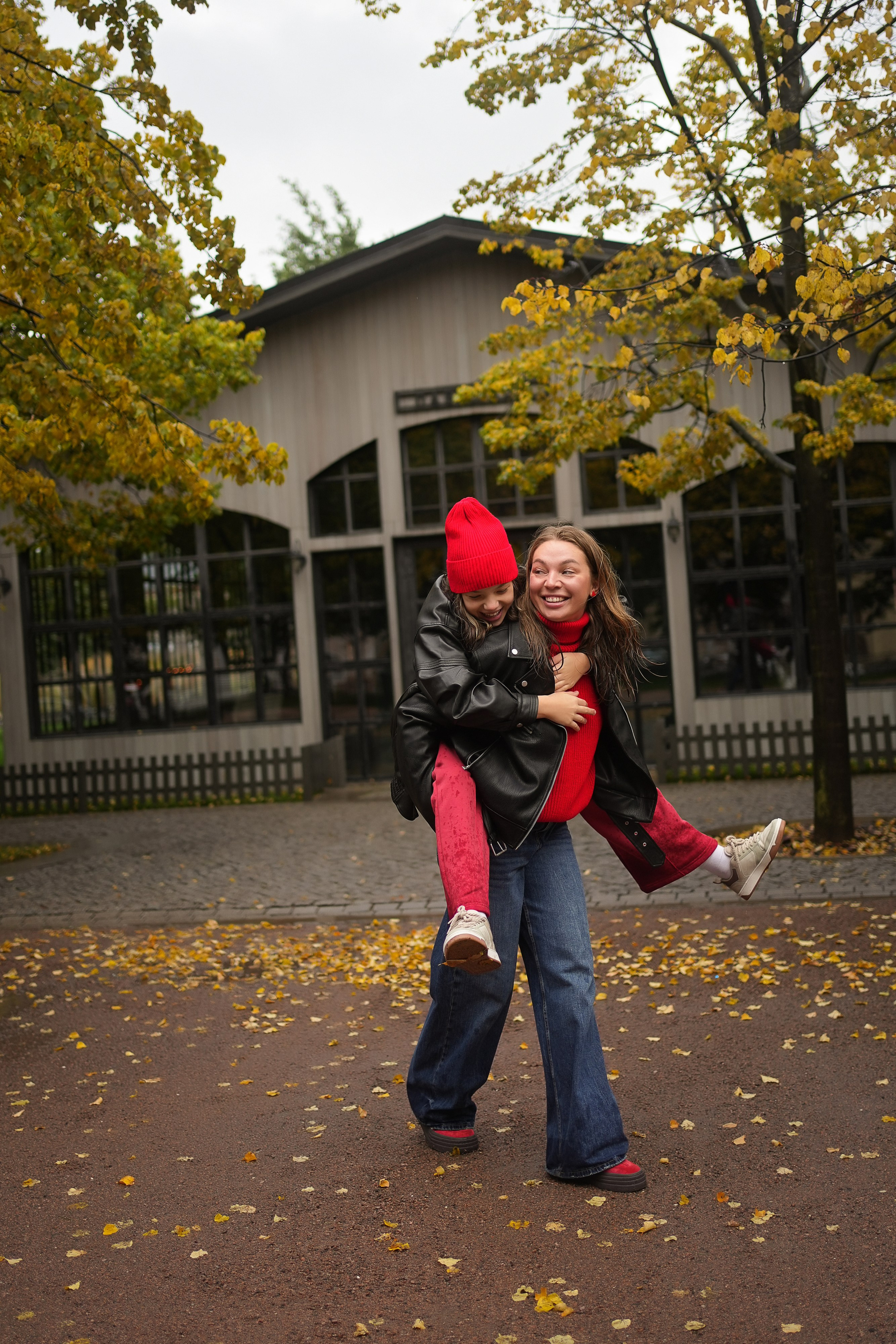 Катя и Дашенька. Семейный фотограф в Санкт-Петербурге Саша Кактус
