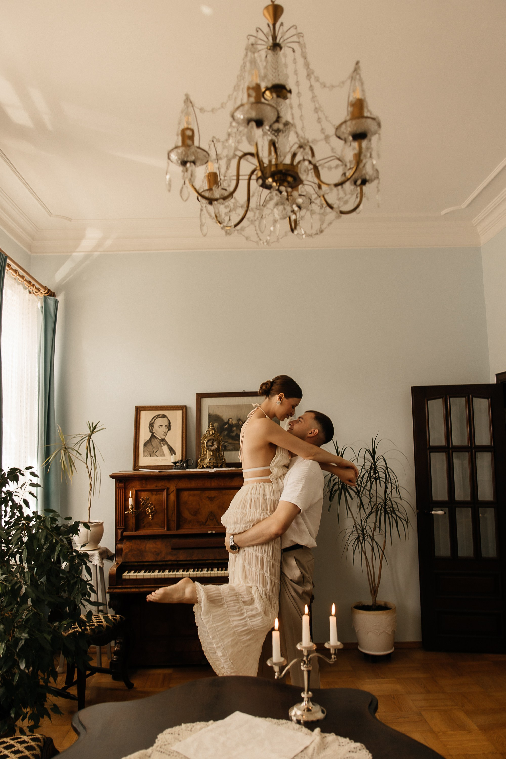 Свадьба в ретро-квартире. Свадебный и семейный фотограф Виолетта Сидельникова. Краснодар, Россия, Беларусь, Европа