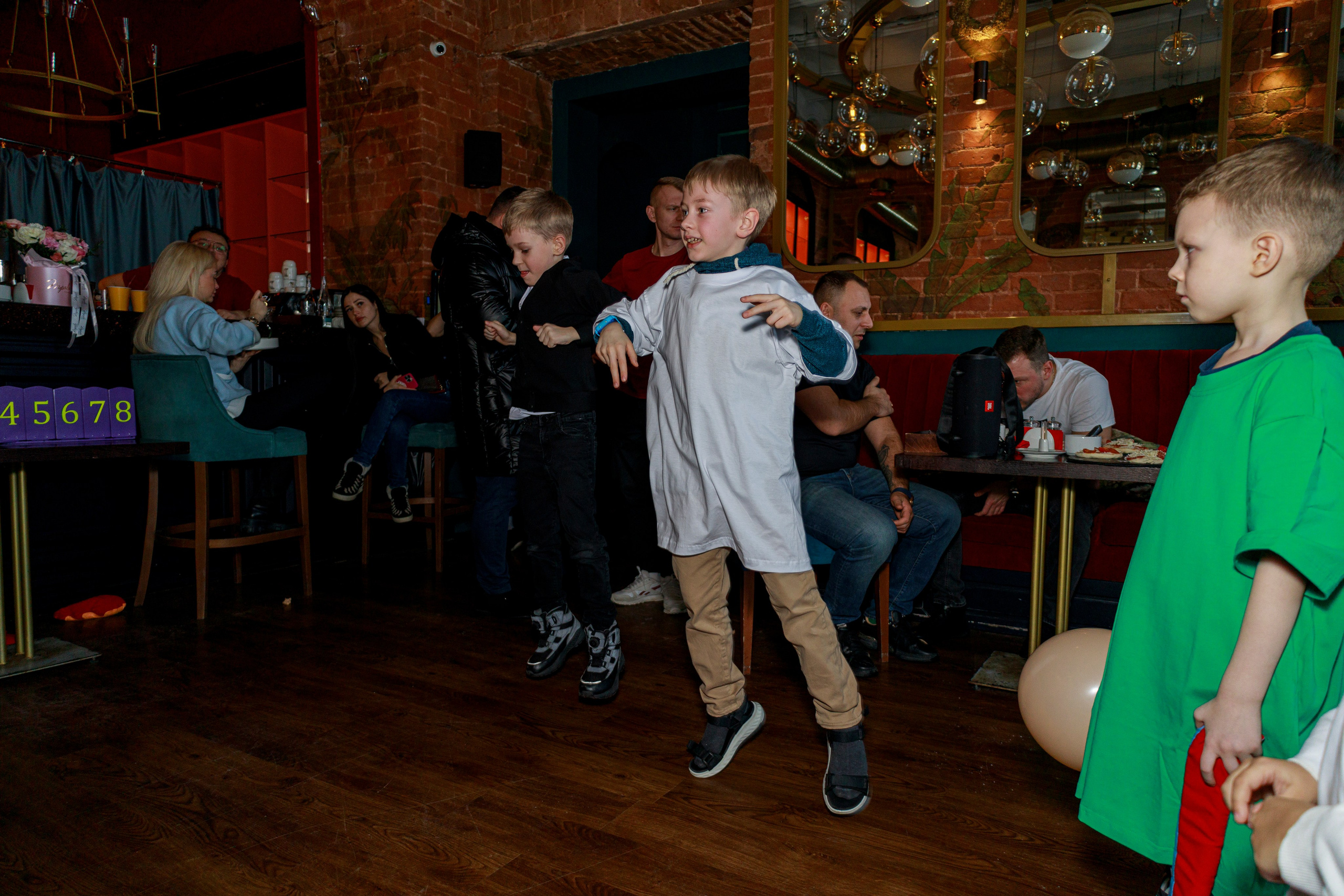 День рождение кафе. Фотограф Надршина Лилия