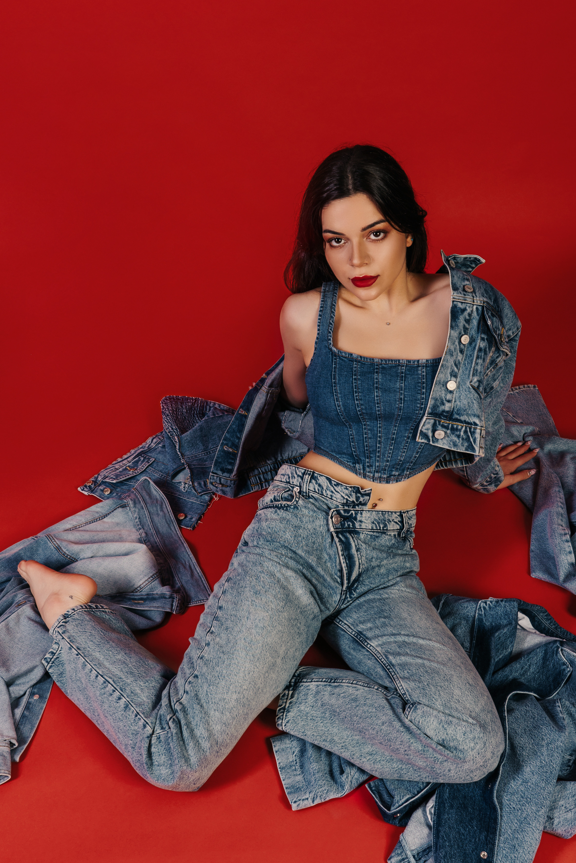 Съемка DENIM для журнала Vmode. Женский фотограф в Москве Анастасия Сидорова