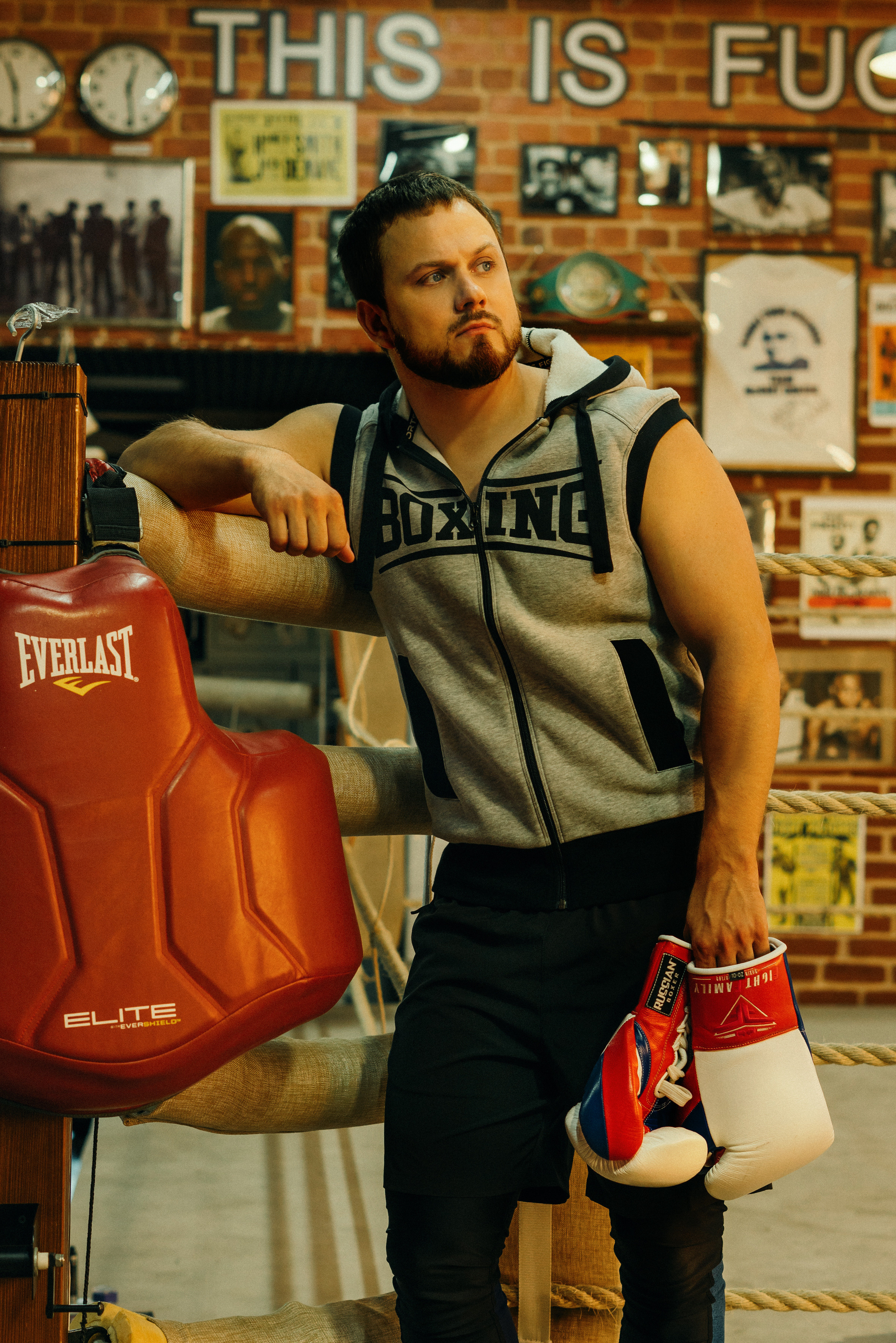 Съемка Бокс для журнала Vmode. Женский фотограф в Москве Анастасия Сидорова