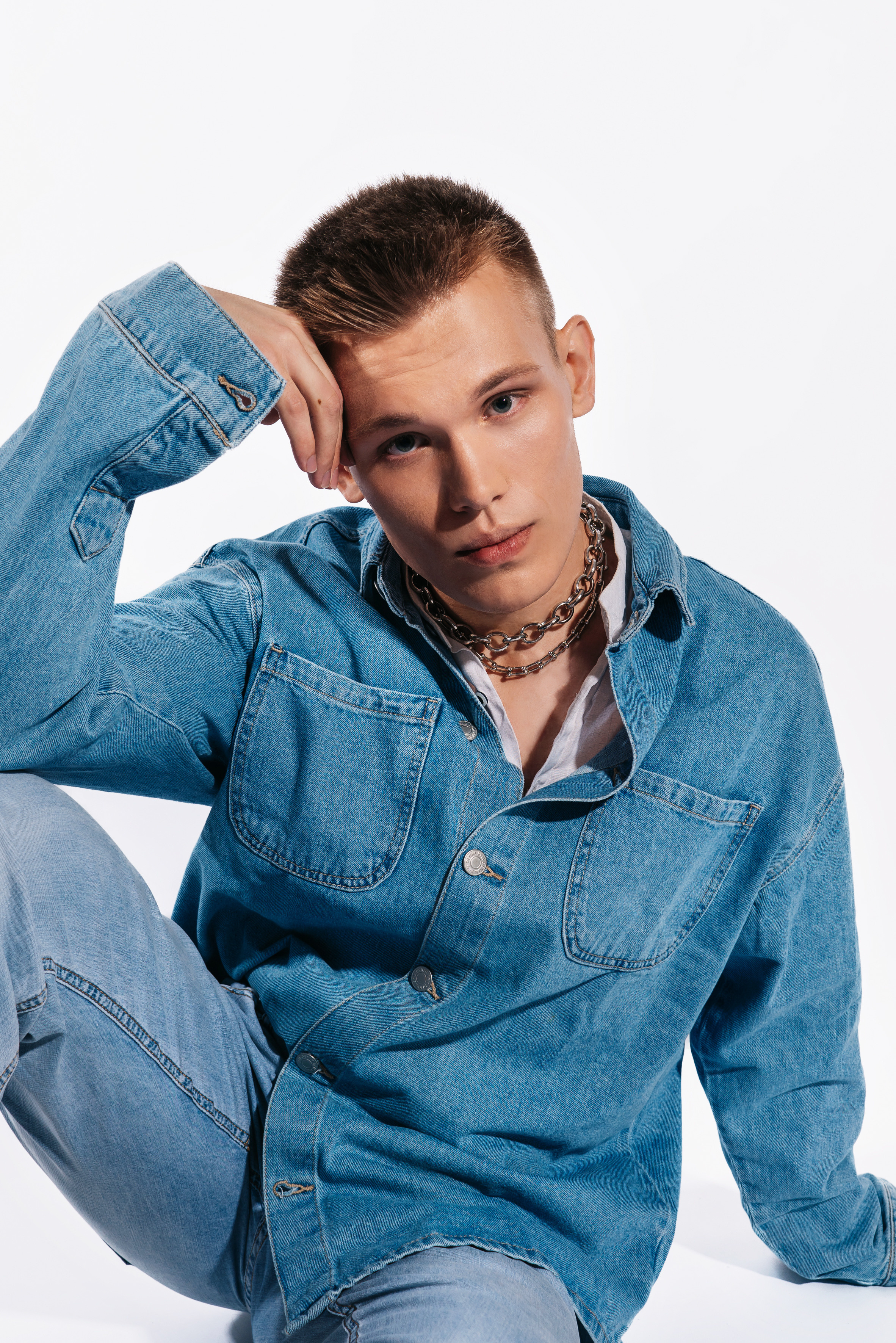 Съемка DENIM для журнала Vmode. Женский фотограф в Москве Анастасия Сидорова