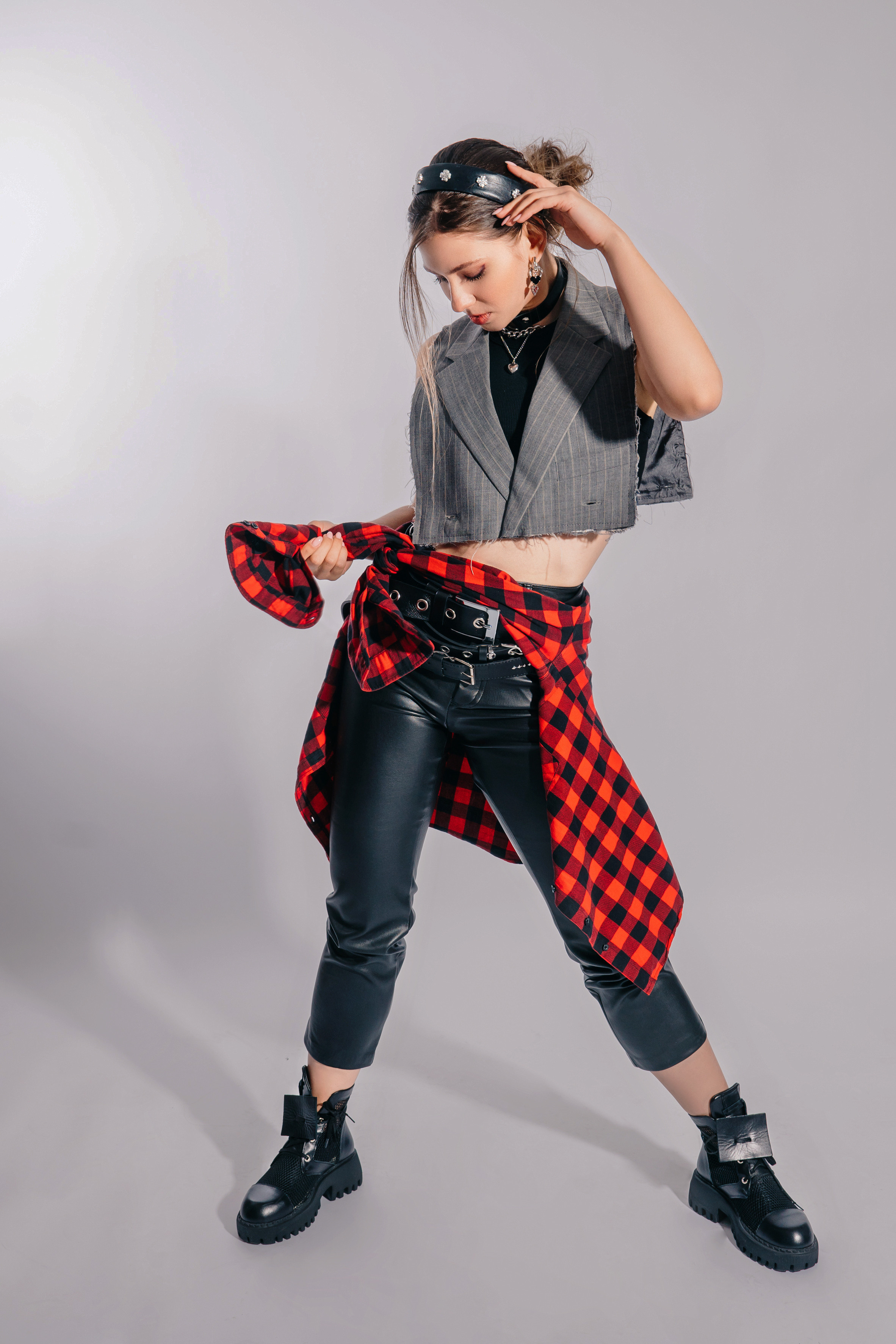 Съемка в стиле Панк для журнала Vmode. Женский фотограф в Москве Анастасия Сидорова