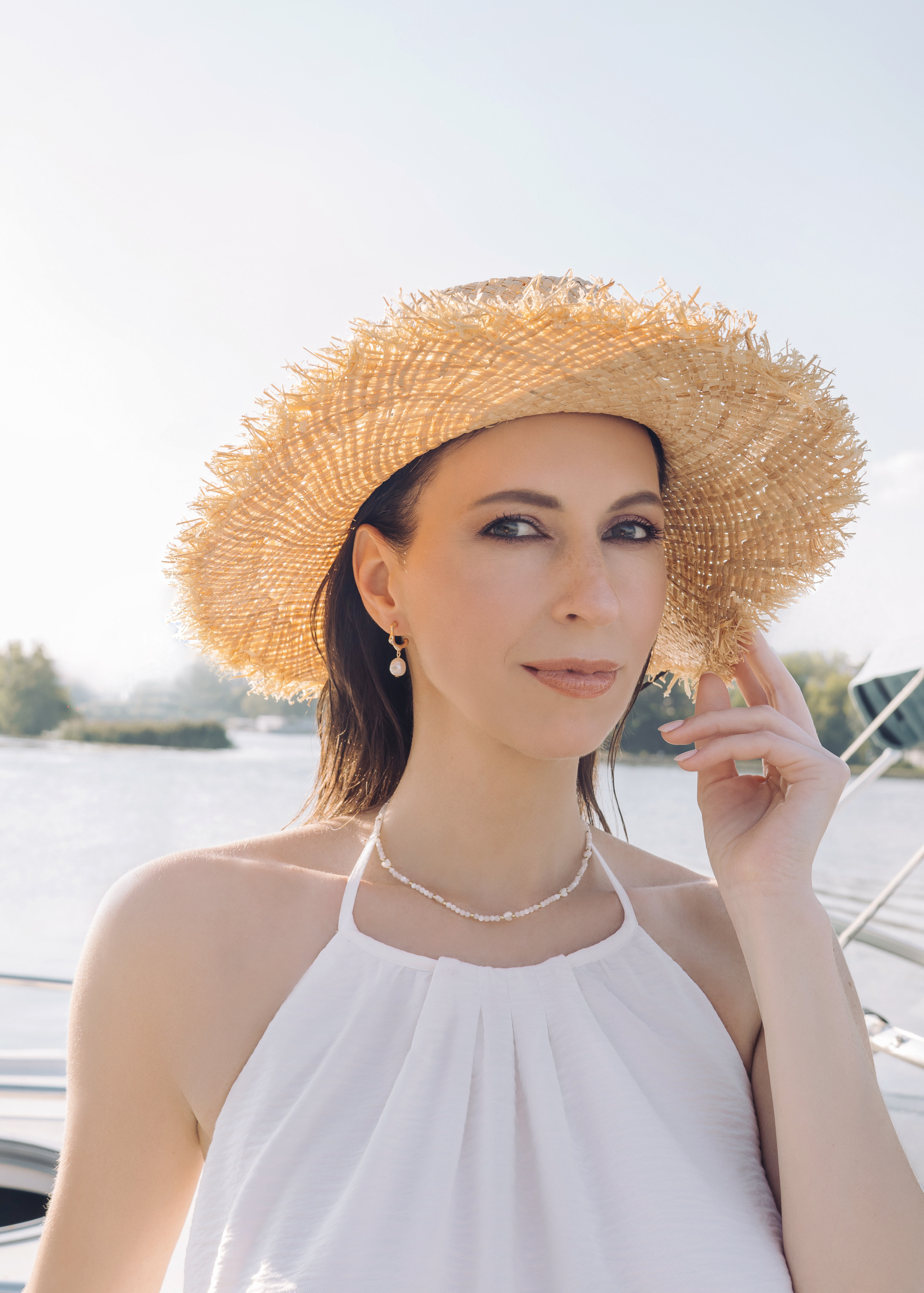 Съемка на пирсе для журнала Vmode. Женский фотограф в Москве Анастасия Сидорова