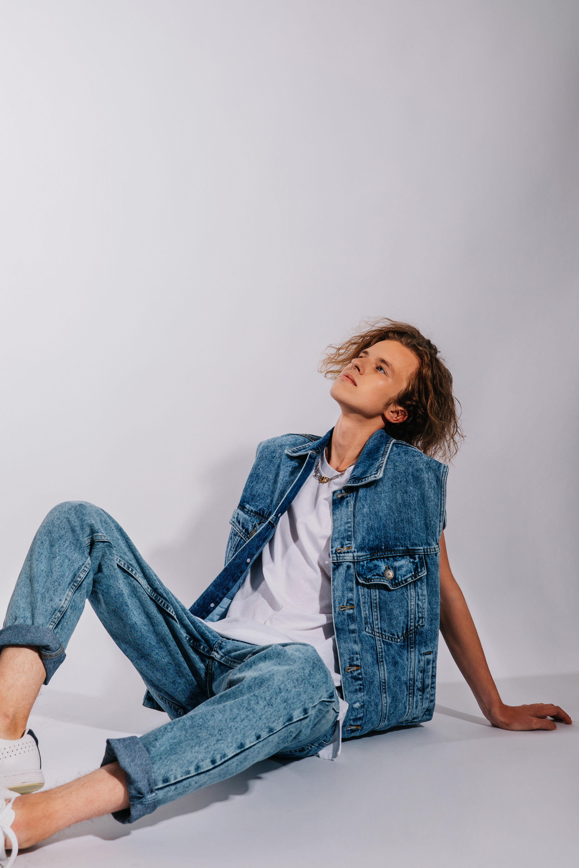 Съемка DENIM для журнала Vmode. Женский фотограф в Москве Анастасия Сидорова