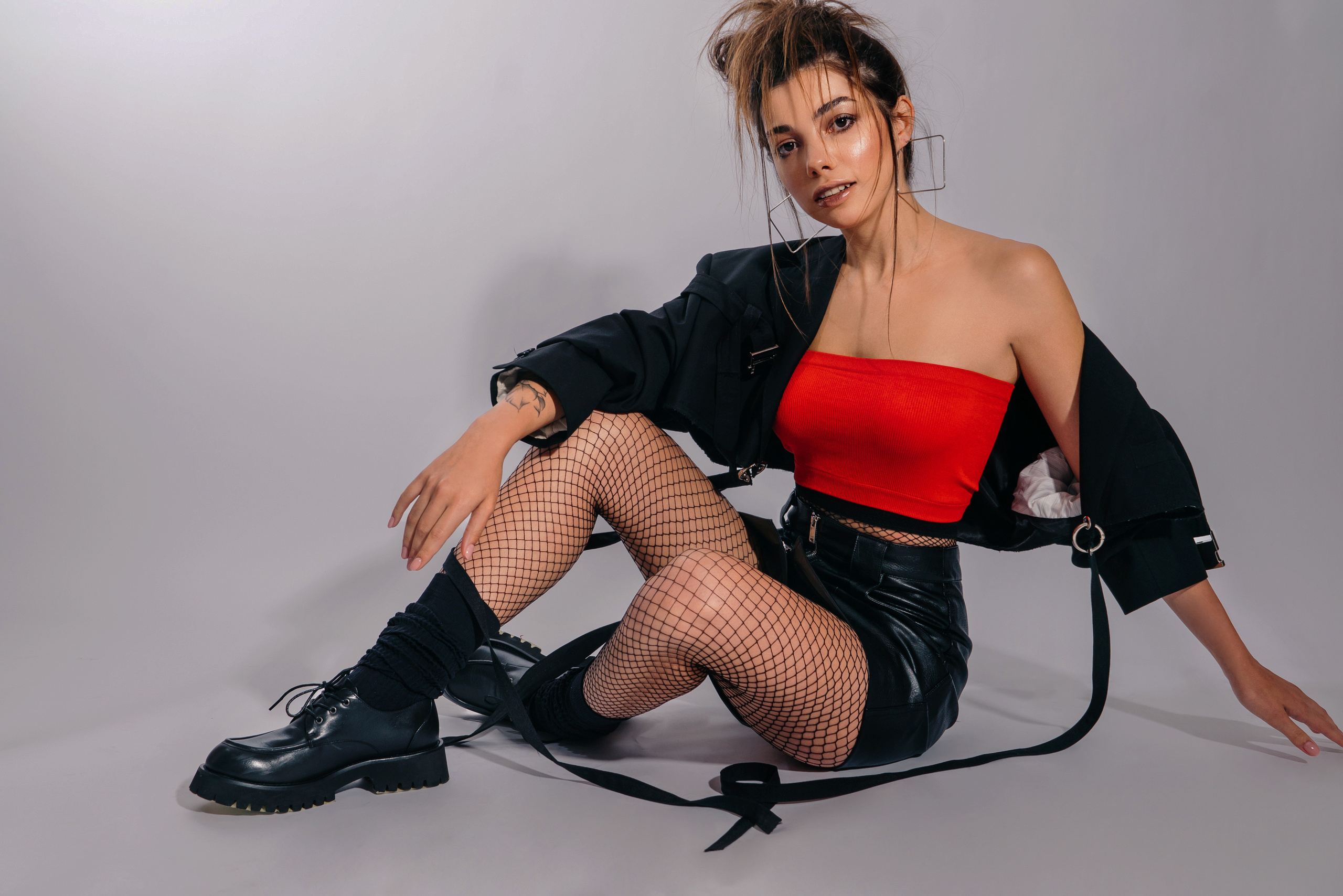 Съемка в стиле Панк для журнала Vmode. Женский фотограф в Москве Анастасия Сидорова