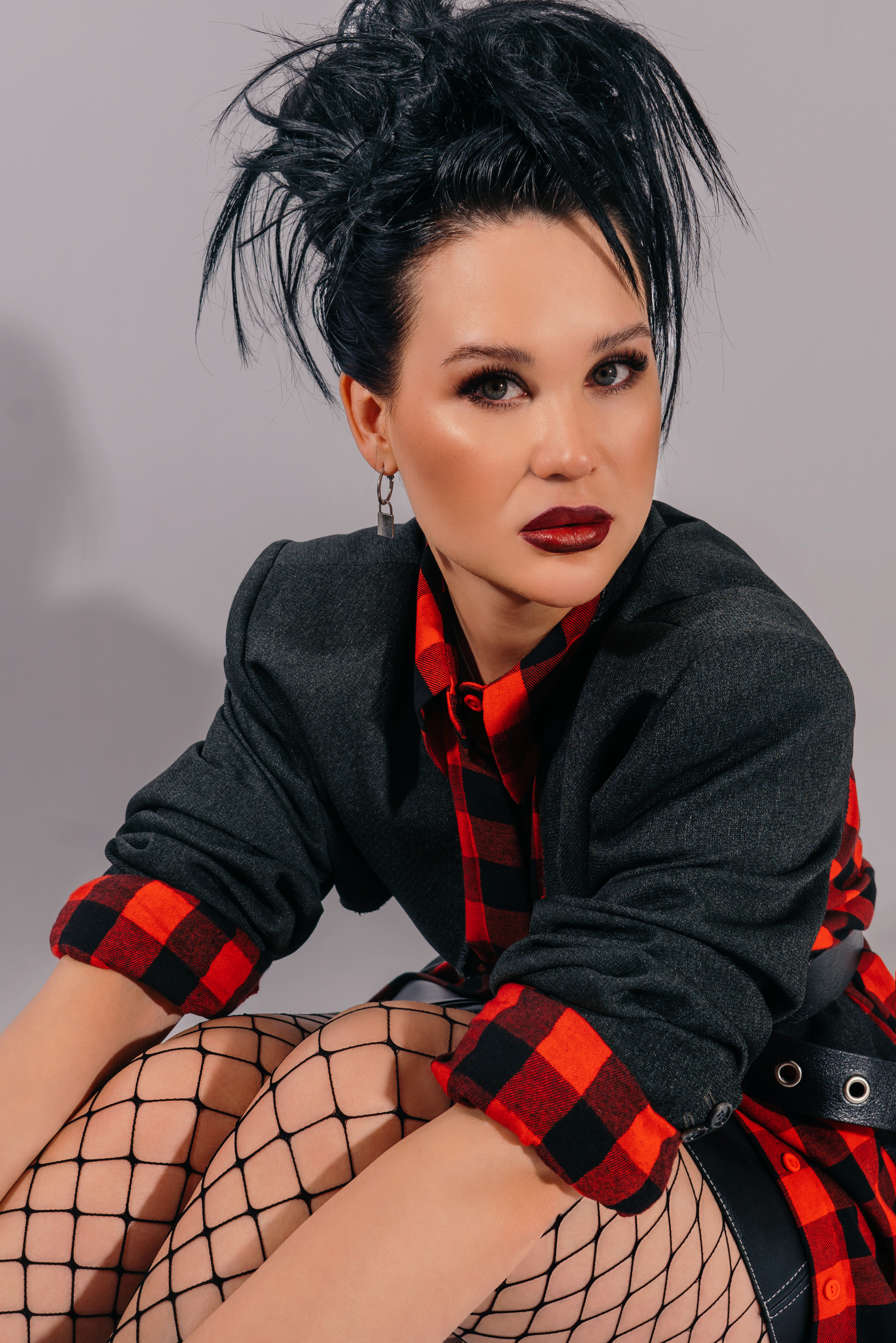 Съемка в стиле Панк для журнала Vmode. Женский фотограф в Москве Анастасия Сидорова