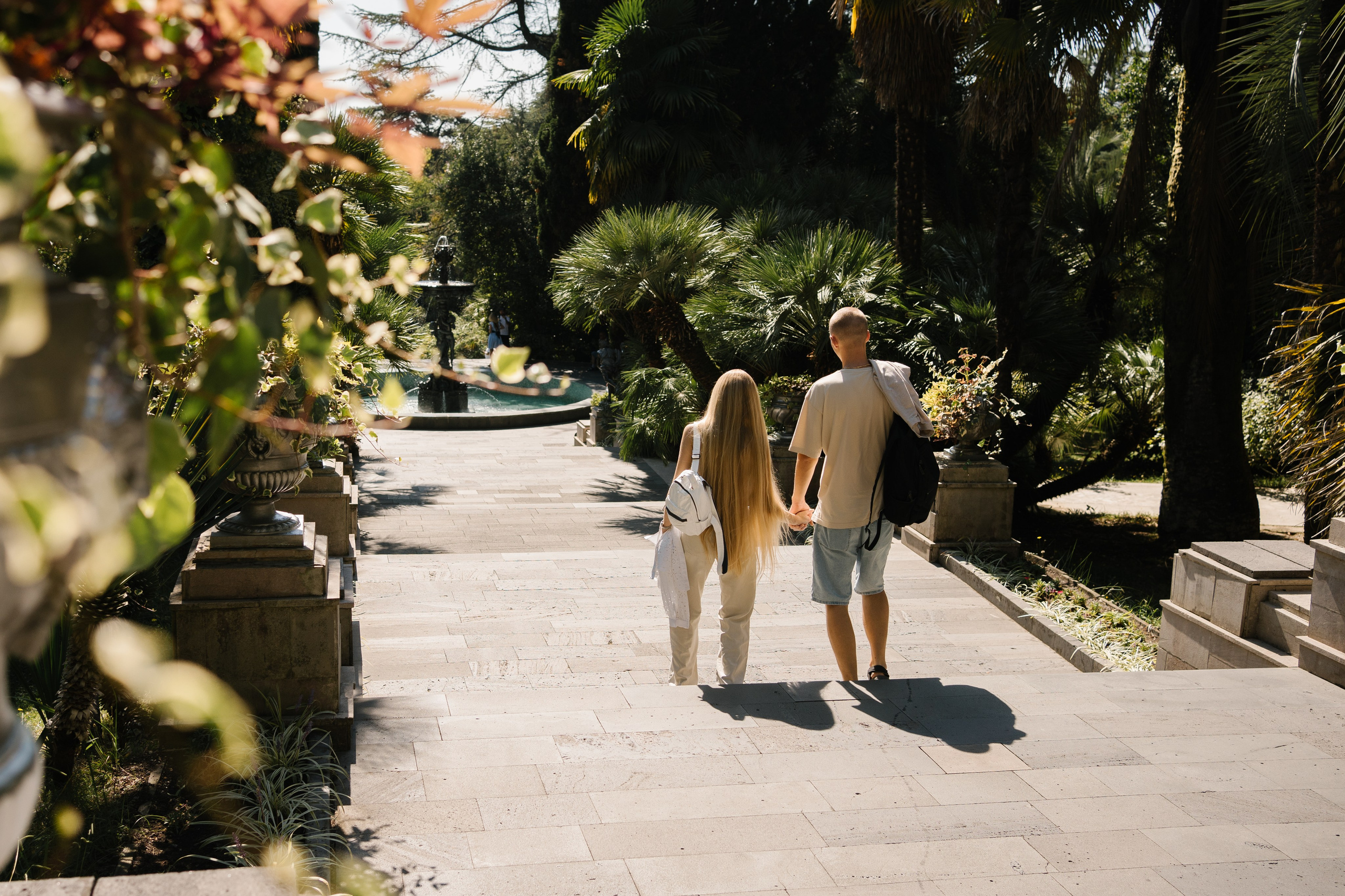 Фотосессия в дендрарии. Фотограф в Сочи Тиунова Маргарита и Тиунов Евгений