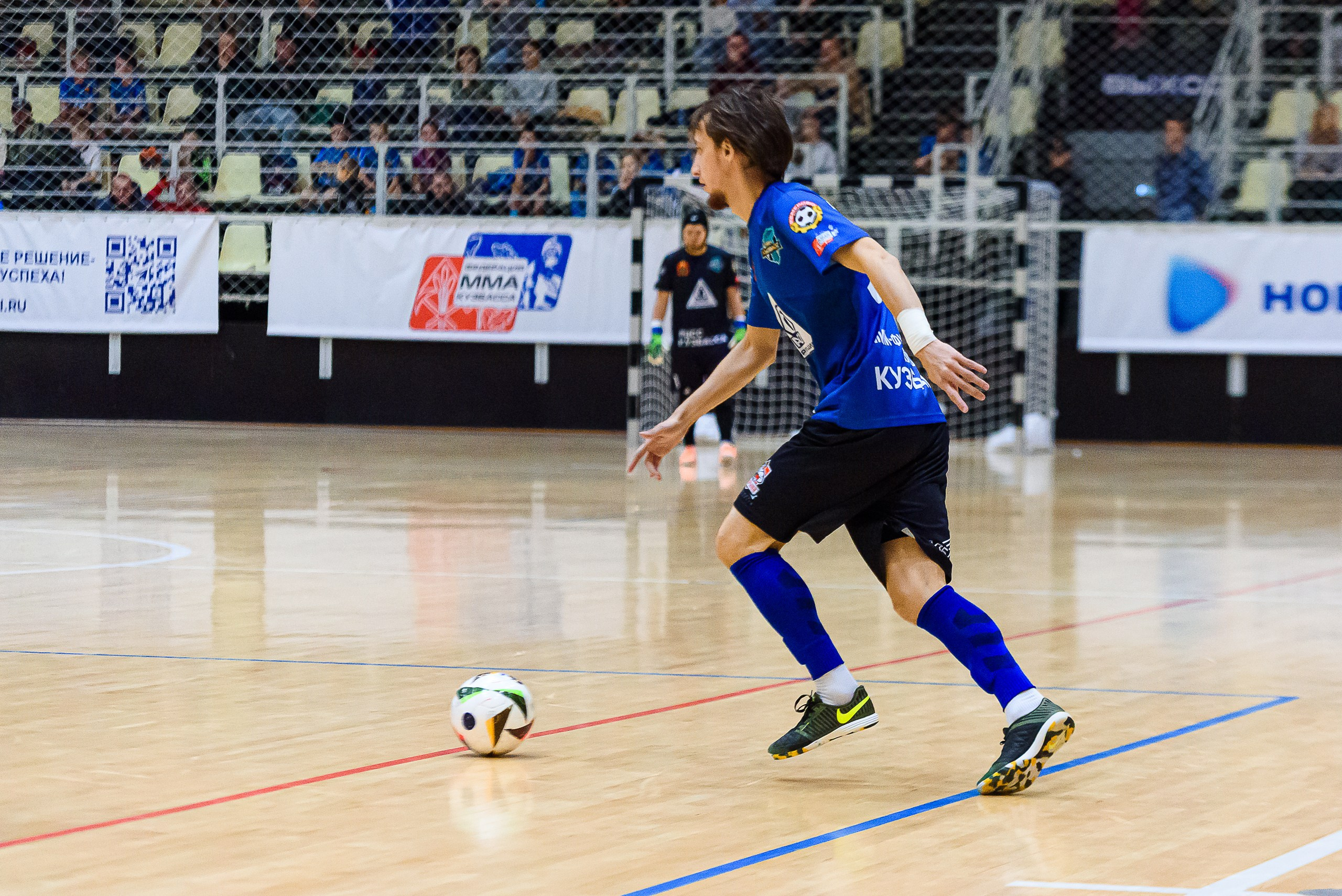Высшая лига по футзалу — Сезон 2024-2025 — 2ой тур. Репортажный фотограф в Кемерово