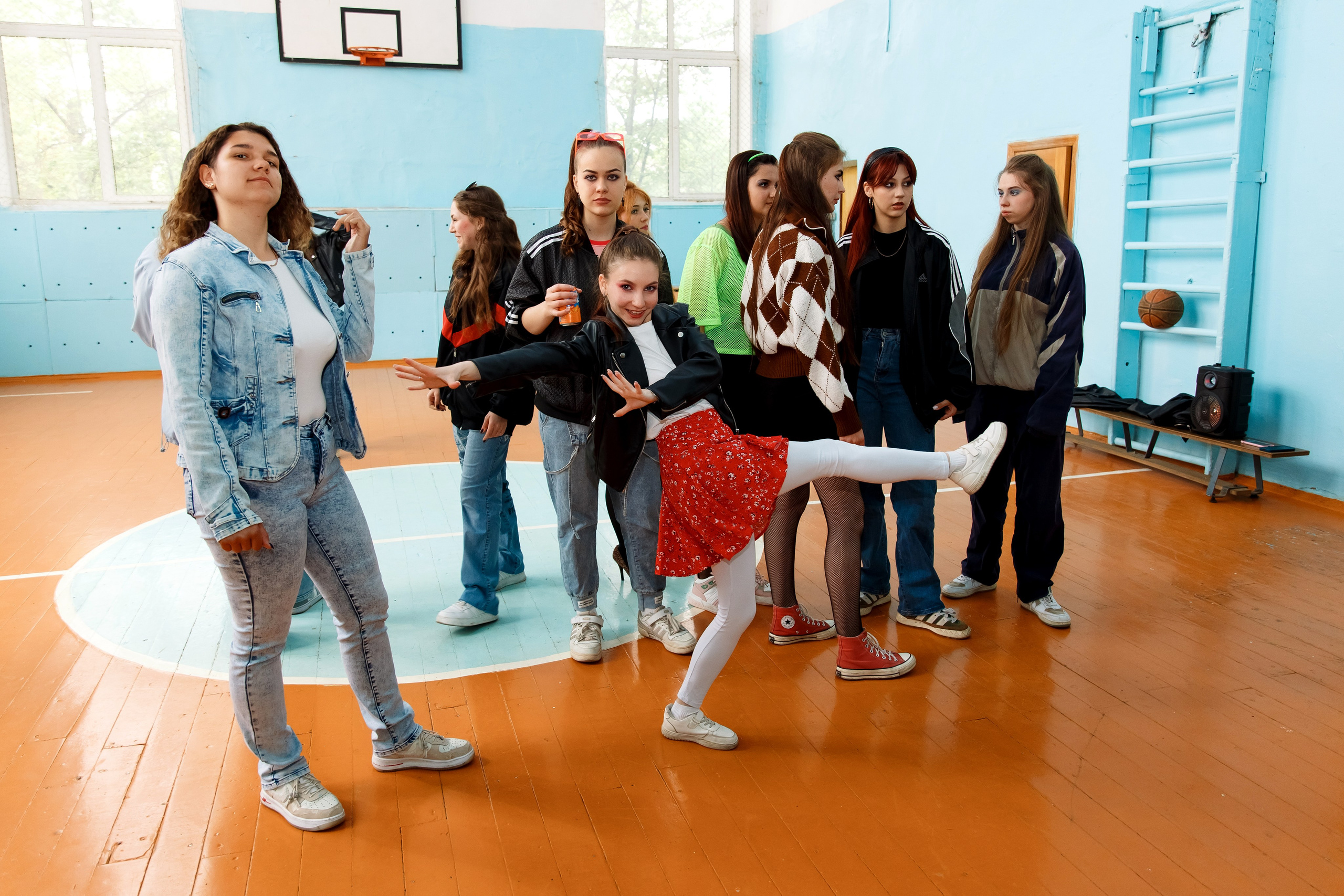 11 класс день не послушания в школе. Фотограф Любовь Корниенко, Примоский край