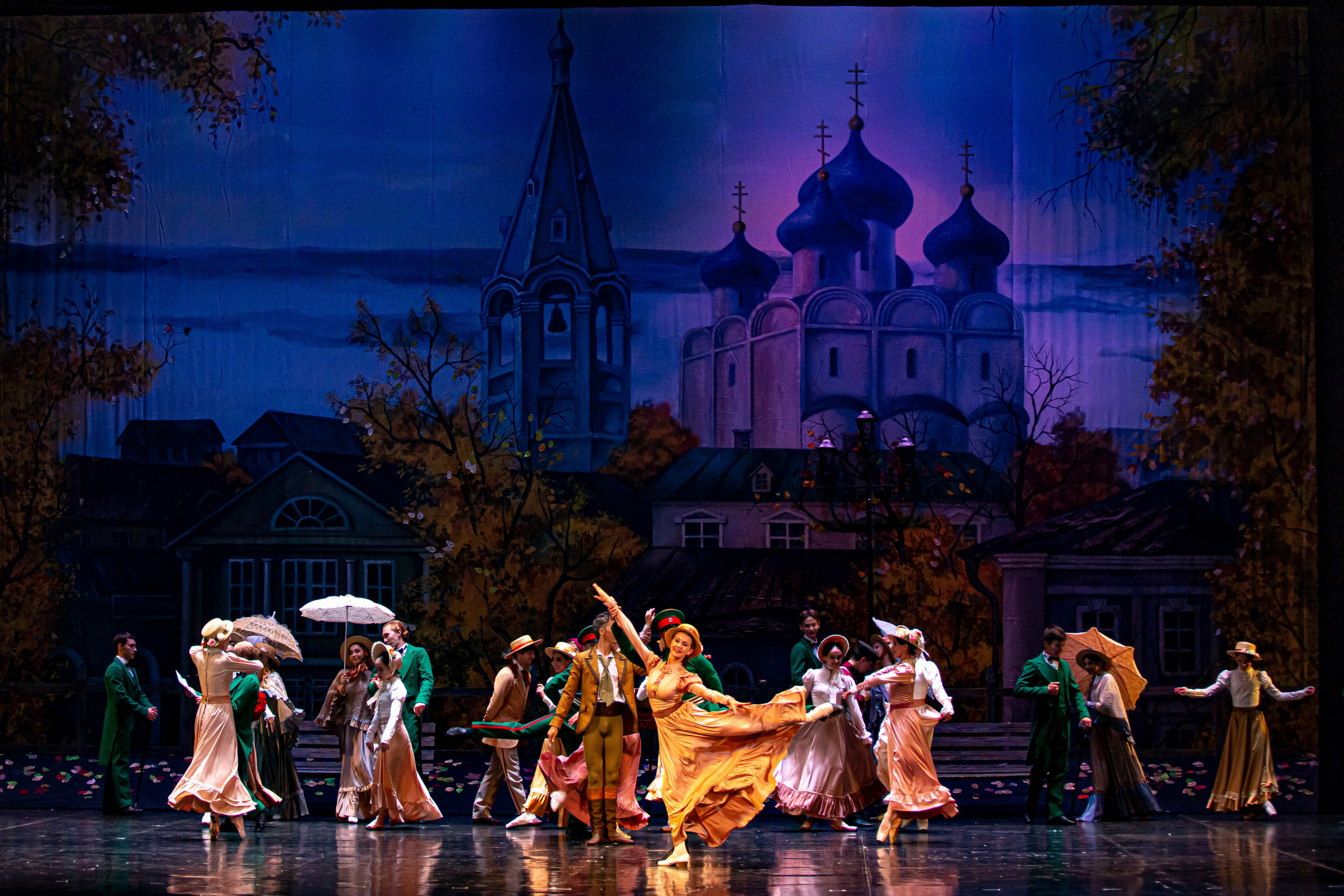 Анюта — спектакль — премьера на сцене Зимнего театра Марийского театра оперы и балета. Фотограф в Сочи Юрий Шептаев