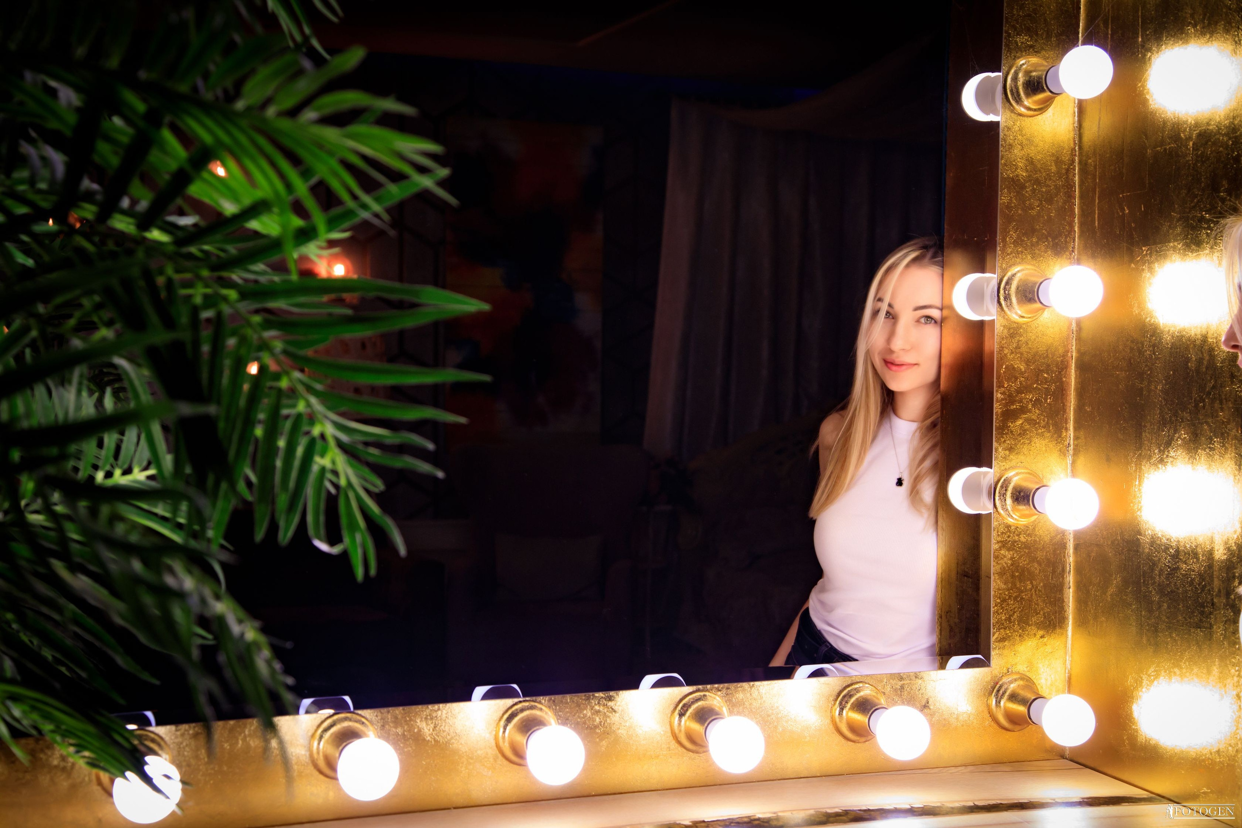 Современная элегантность: Стильные фотосессии в Fotogen. Интерьерная фотостудия FOTOGEN г. Краснодар