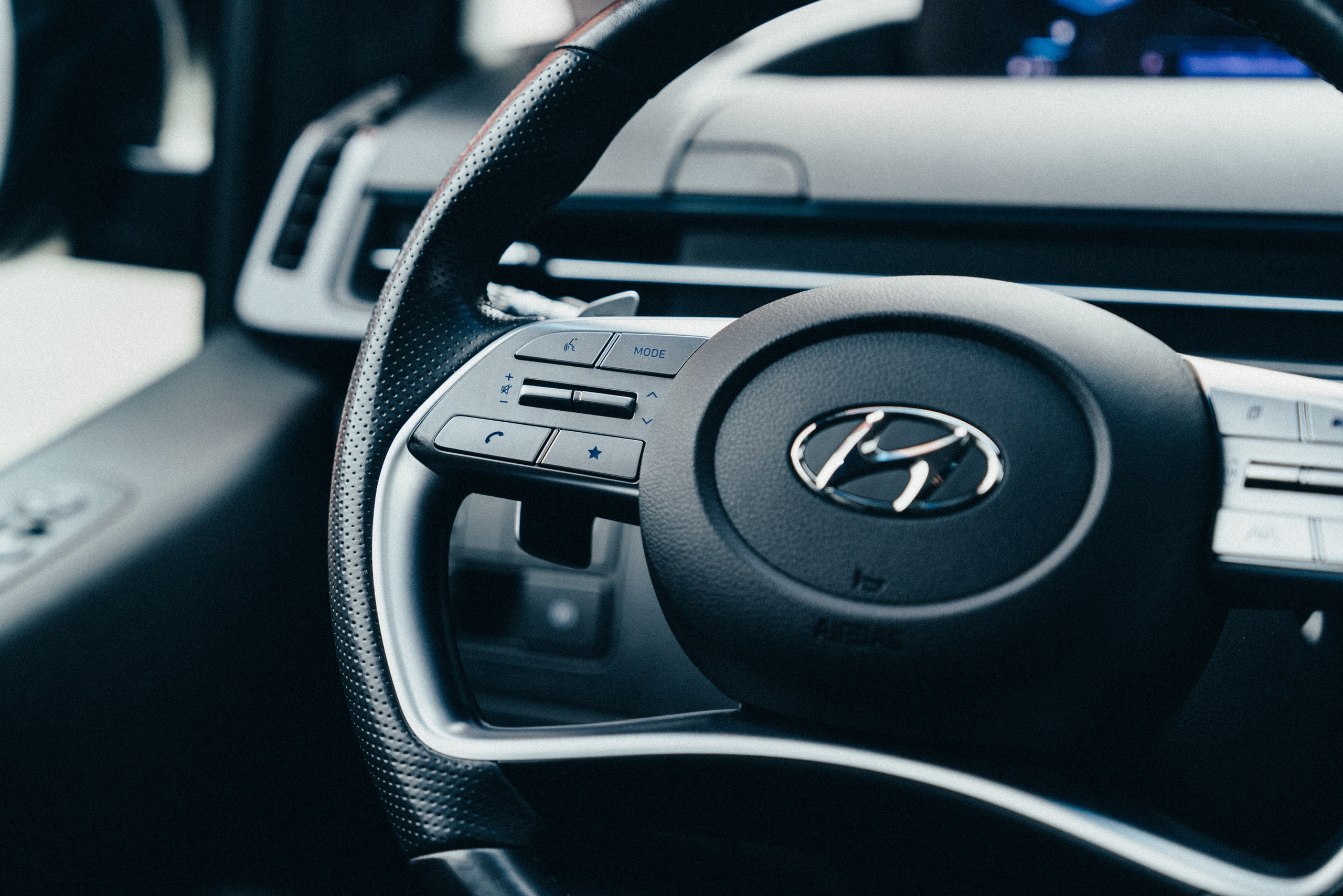 Hyundai Staria. Идеальные портреты для соцсетей — Фотограф Ленар