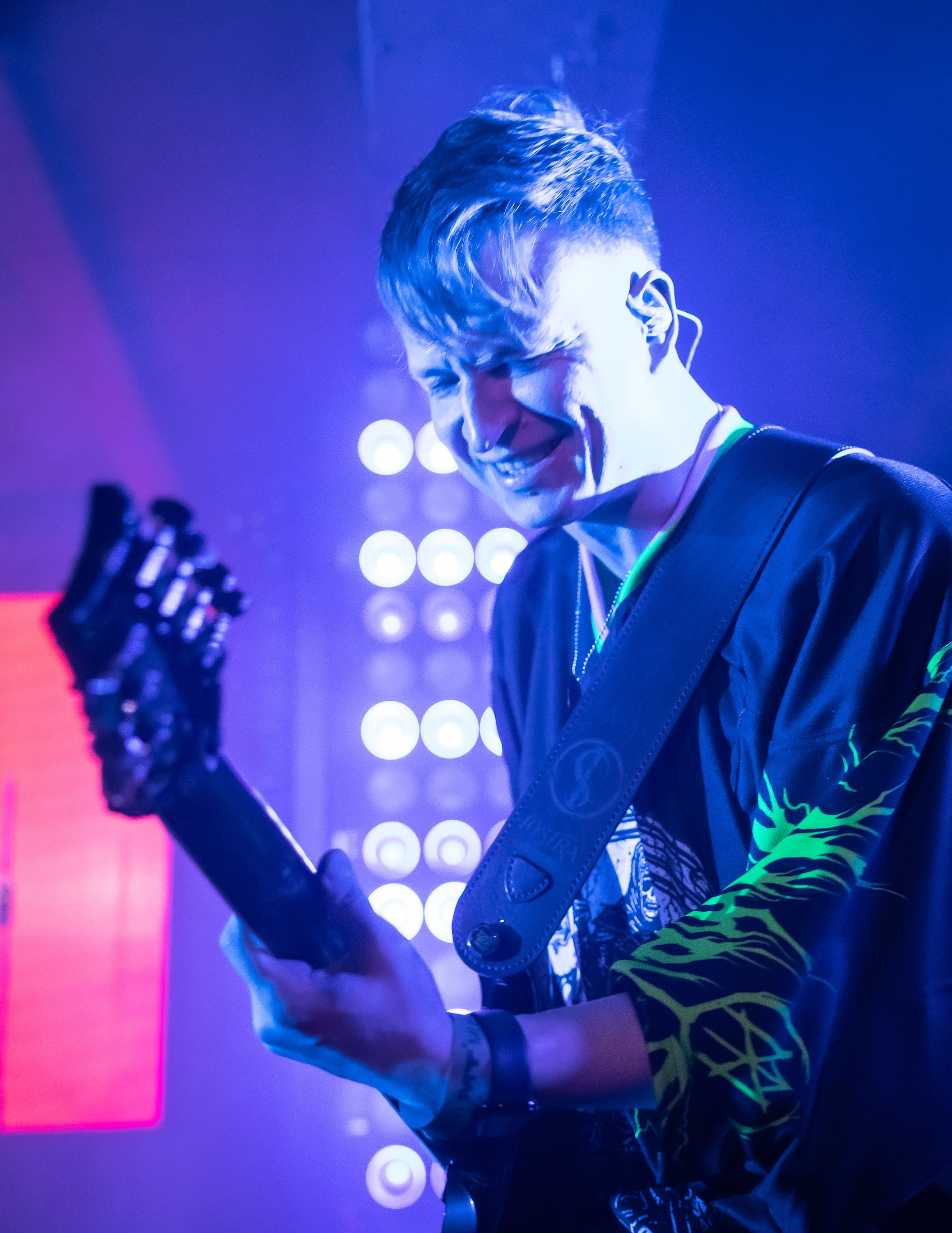 Концерт альтернатив метал группы iOSTRA в «Music bar Мумий Тролль» Москва. Фотограф Владимир Охрименко