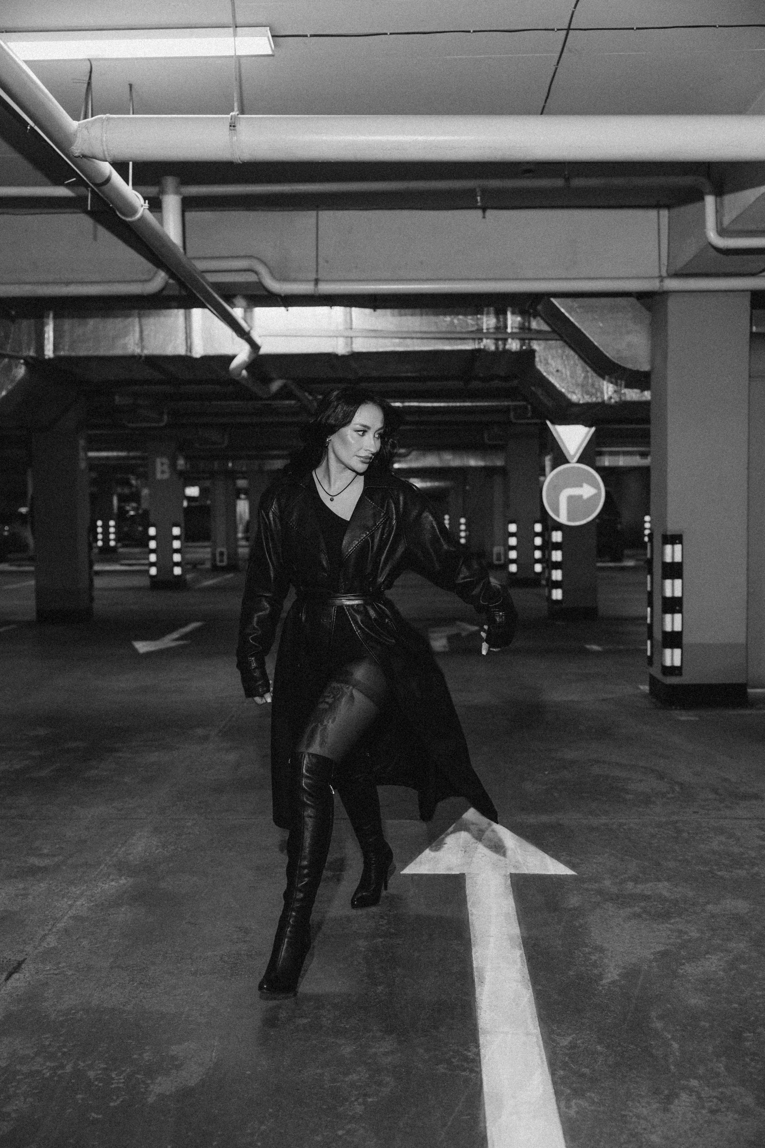 На парковке. Свадебный, семейный фотограф в Иркутске Светлана Макаричева