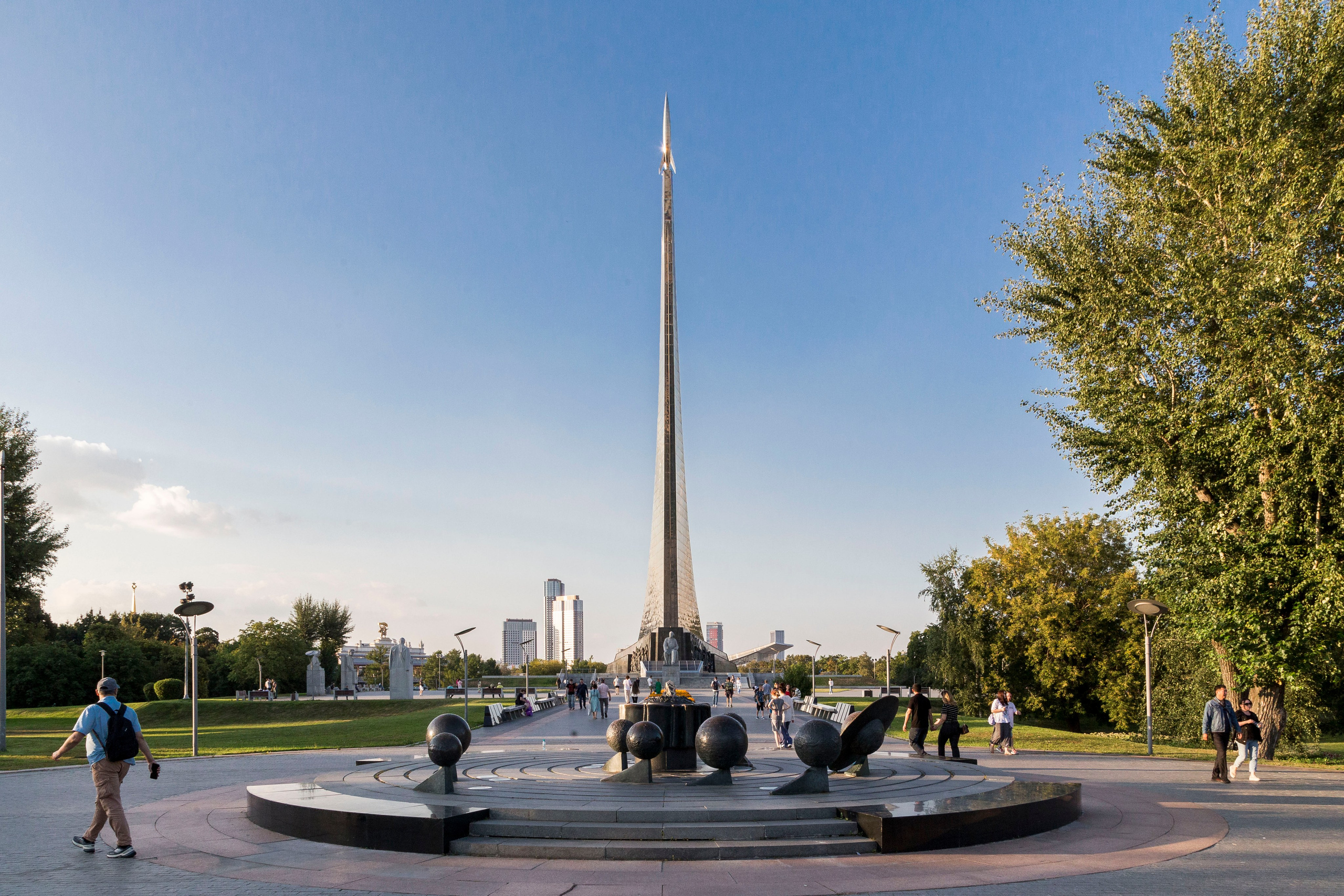 Монумент Покорителям космоса. Проект фотографа Александра Высокина — «Фотоархитектоника»