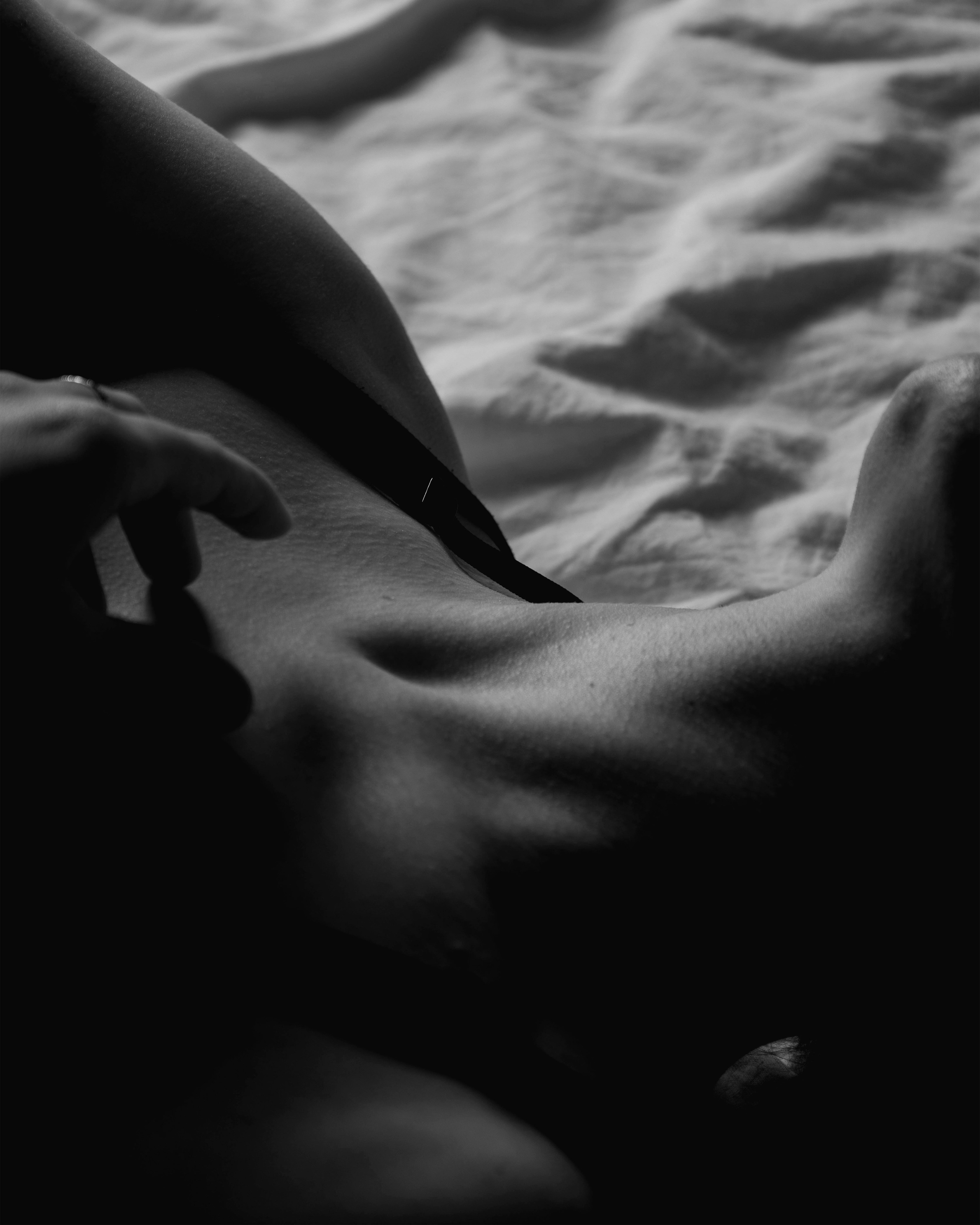 Екатерина — Упала на кровать. Индивидуальный фотограф в Москве