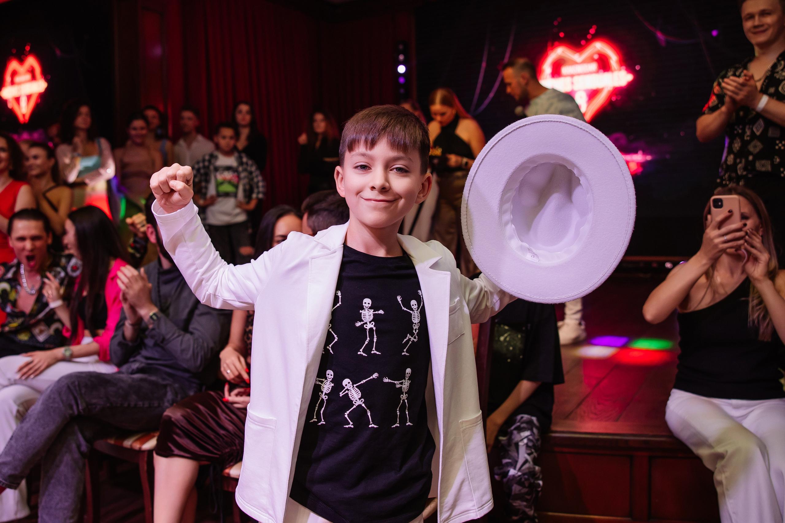 Фотография как дети танцуют бачату