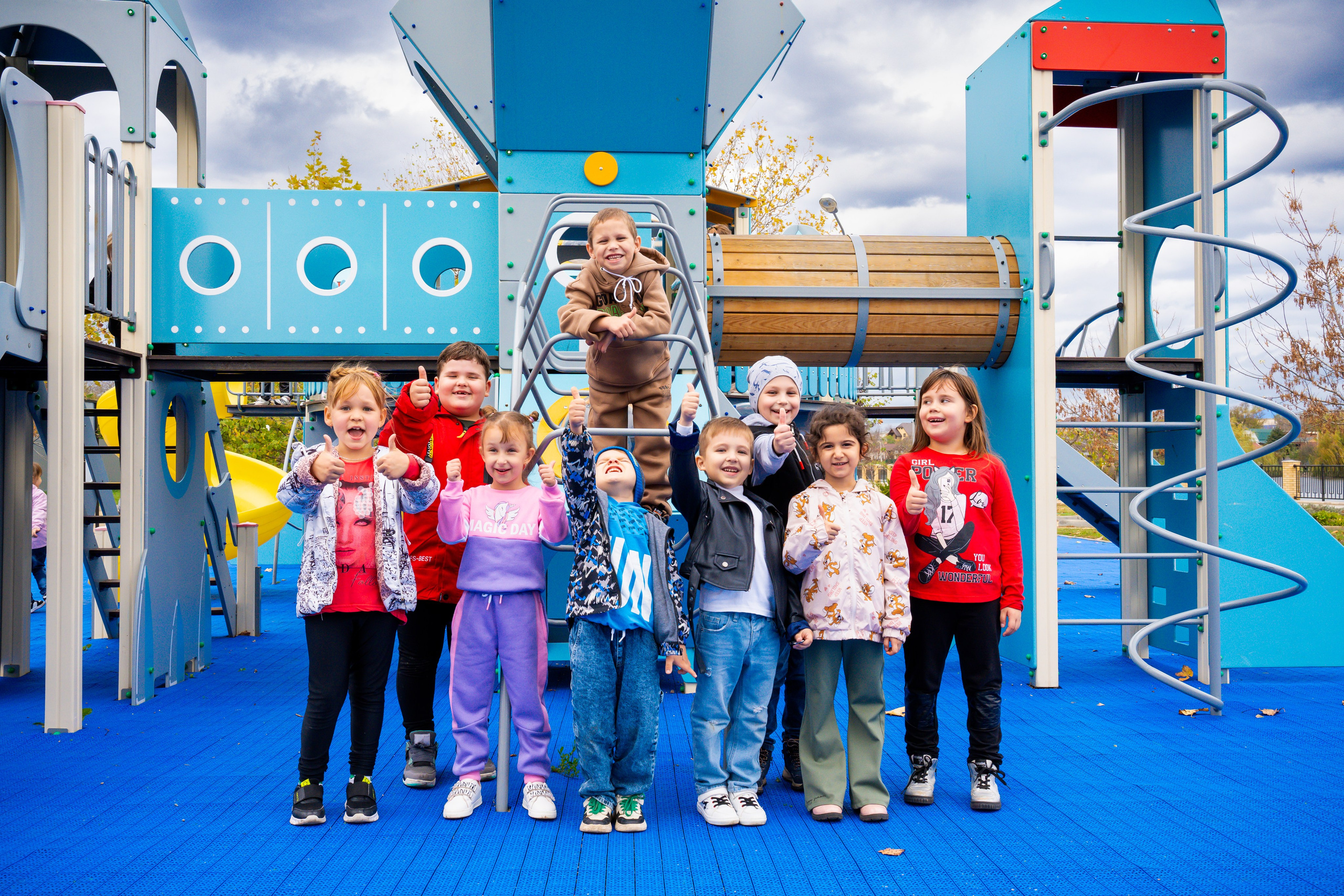 Групповые фотографии. ProAlbom — Выпускные альбомы в Кореновске и Краснодарском крае