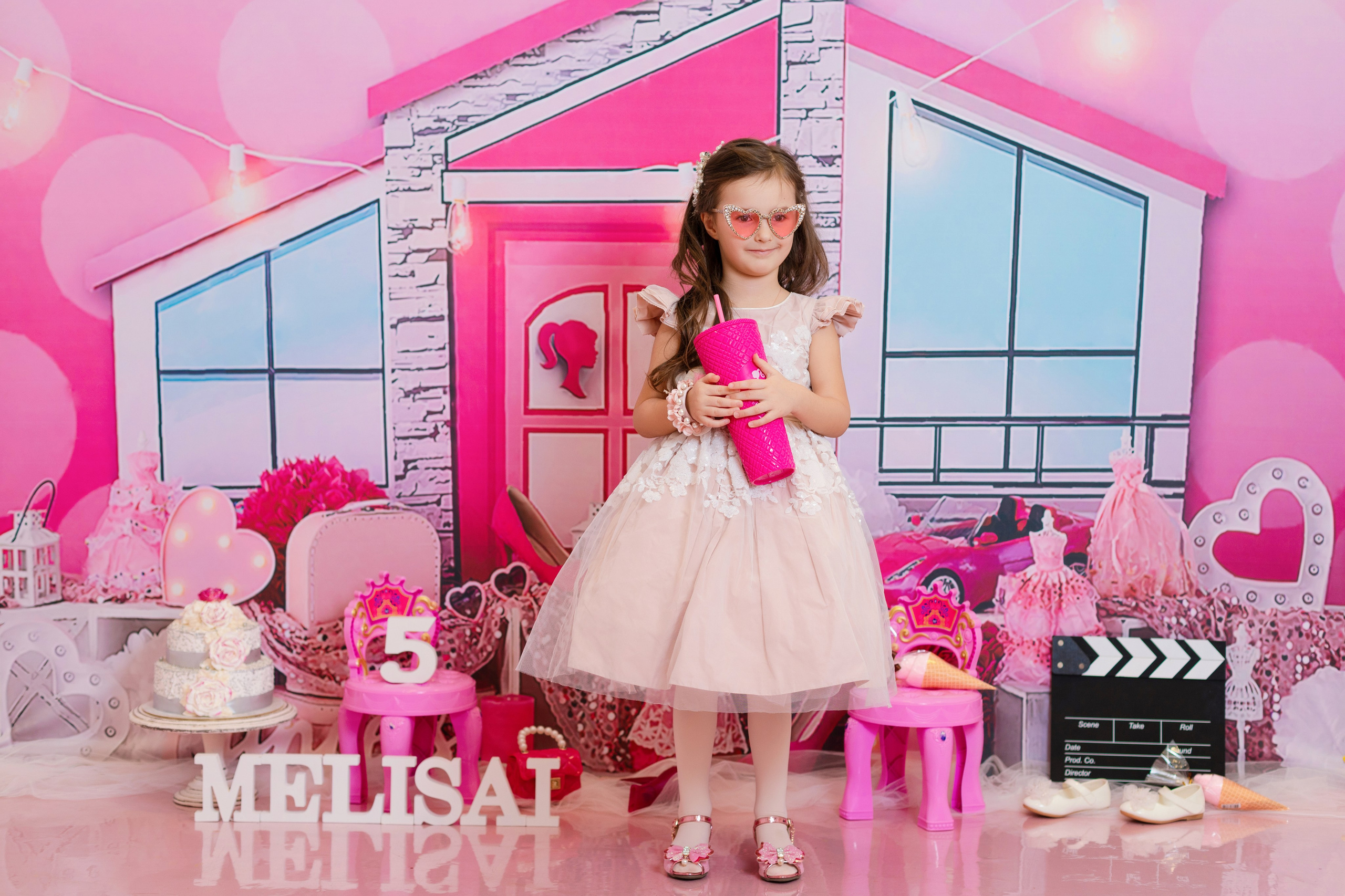 С тортиком. Фотограф новорождённых Псков