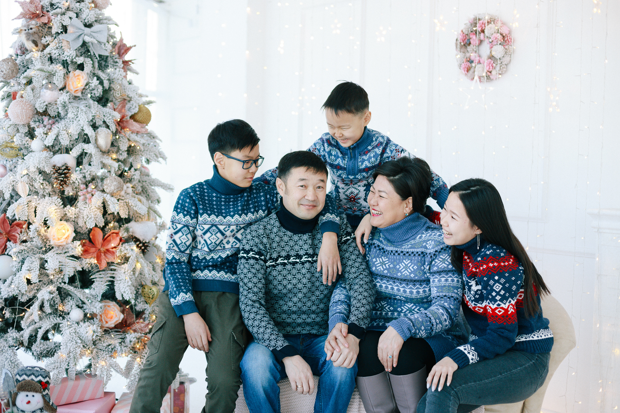 Семейная фотосессия в студии/дома. Семейный и детский фотограф в г. Улан-Удэ