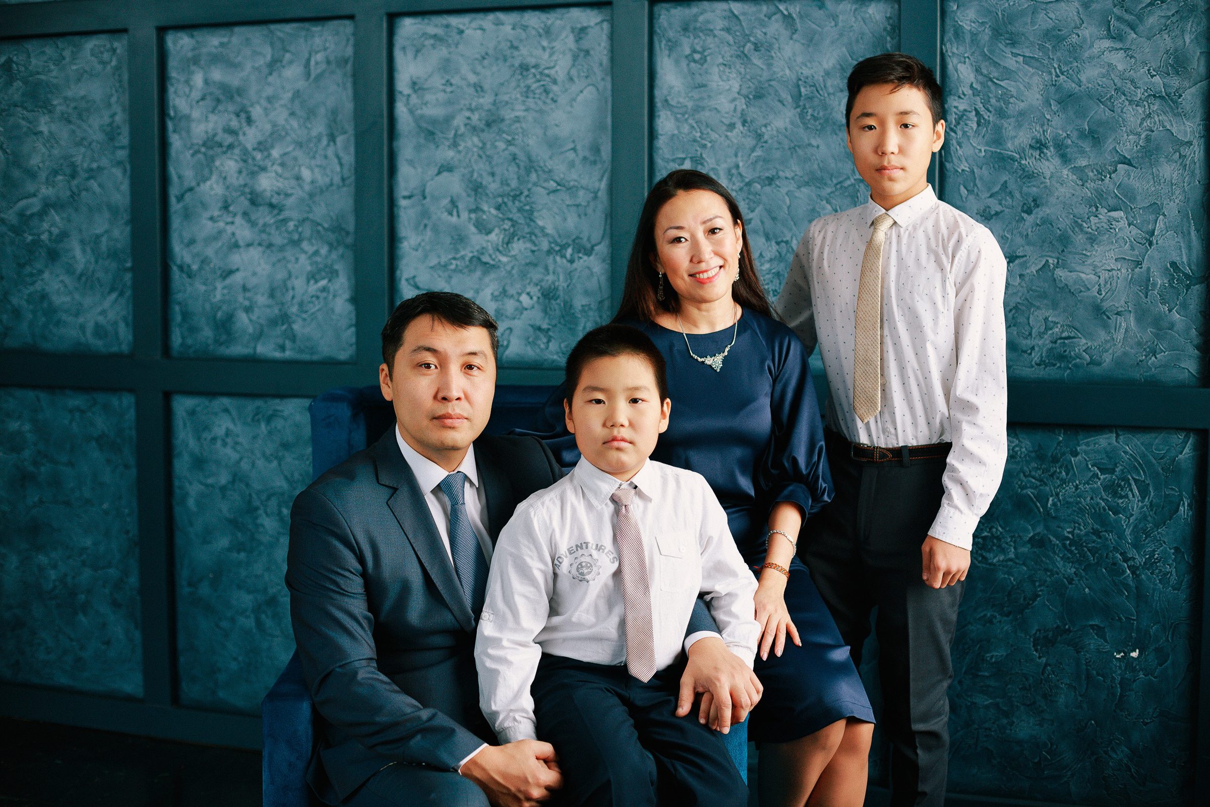 Семейная фотосессия в студии/дома. Семейный и детский фотограф в г. Улан-Удэ