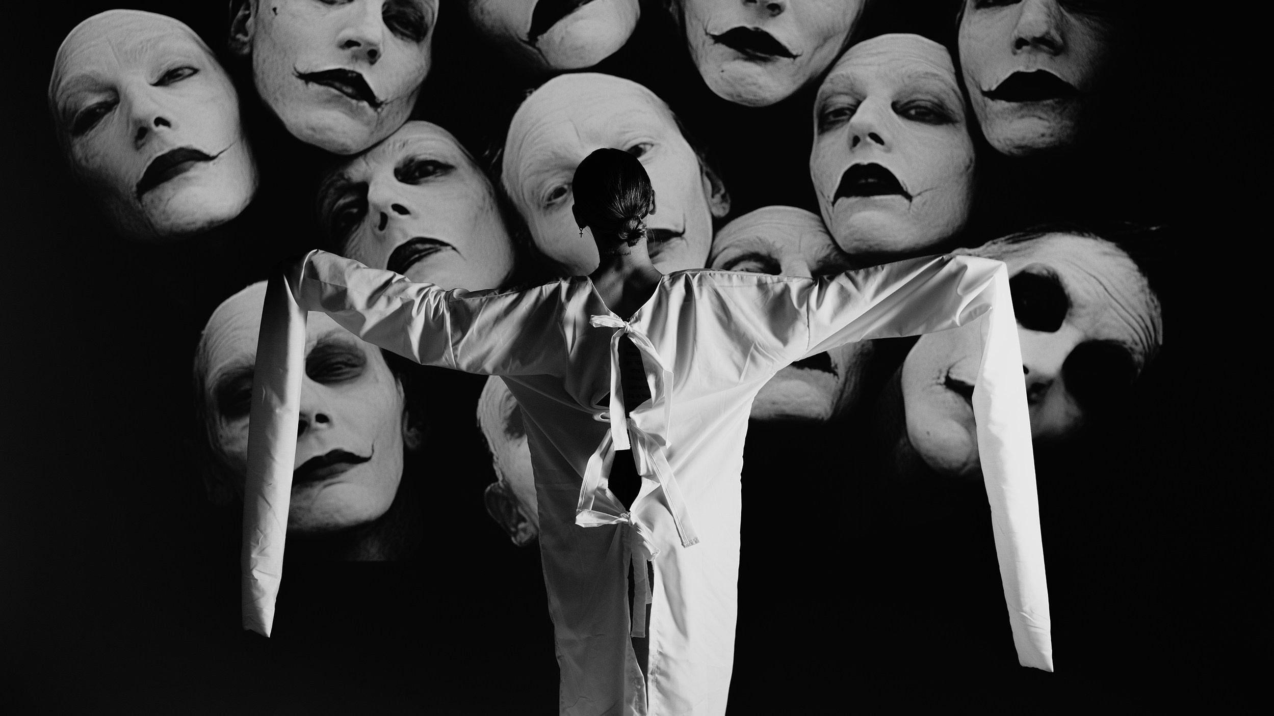 MAD. Портретный психолог