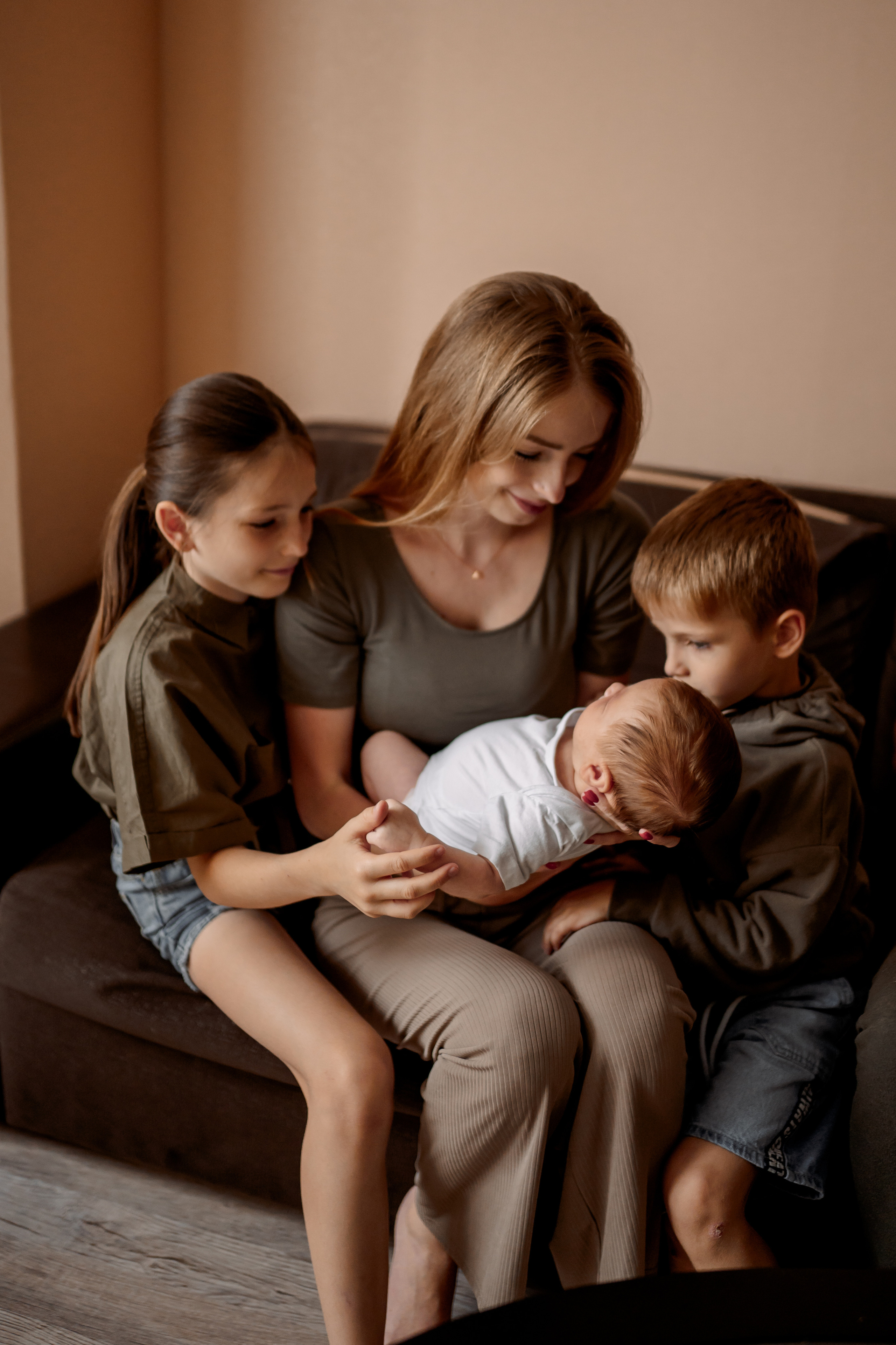 Новый человечек в семье Эли и Ираклия. Семейный и детский фотограф в Краснодаре