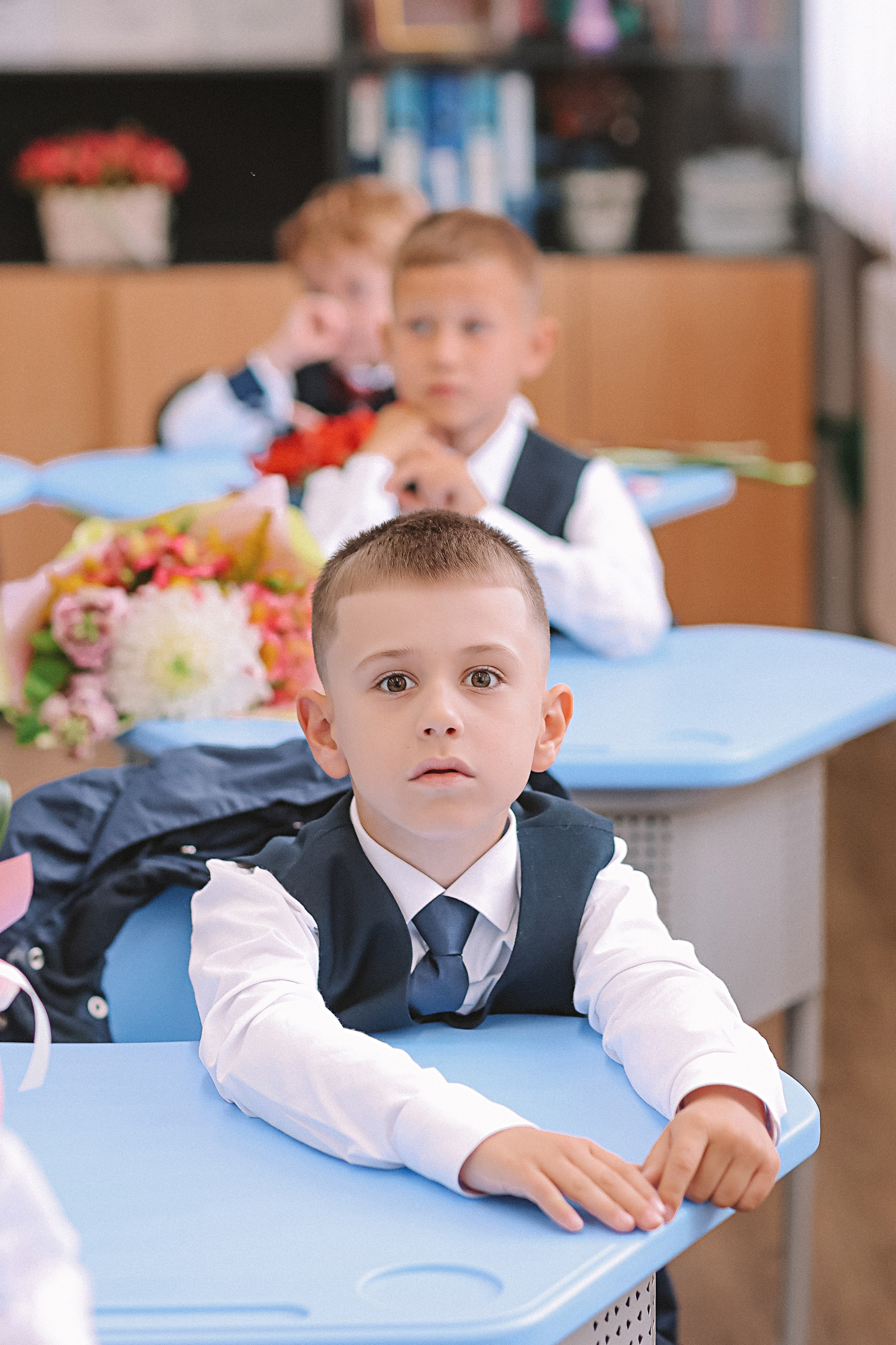 1 сентября линейка+кл час+портреты. Семейный фотограф Тюмень, фотограф на роды Салмина Мария