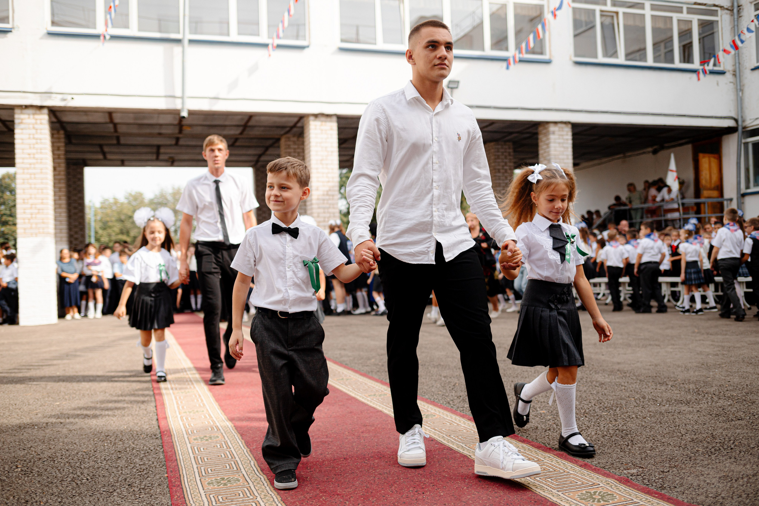 Школьный фотограф кропоткин. Свадебный фотограф Кропоткин Краснодар