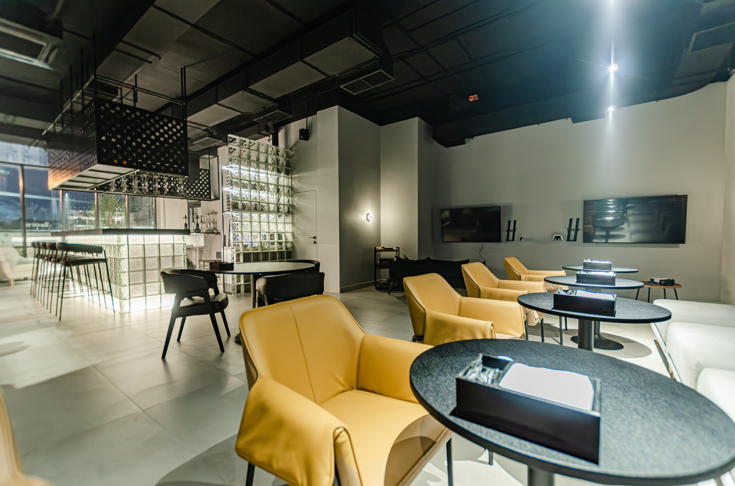 Кальянная Firma. Nataliphotokzn.ru Фотограф. Казань. Интерьерная съёмка