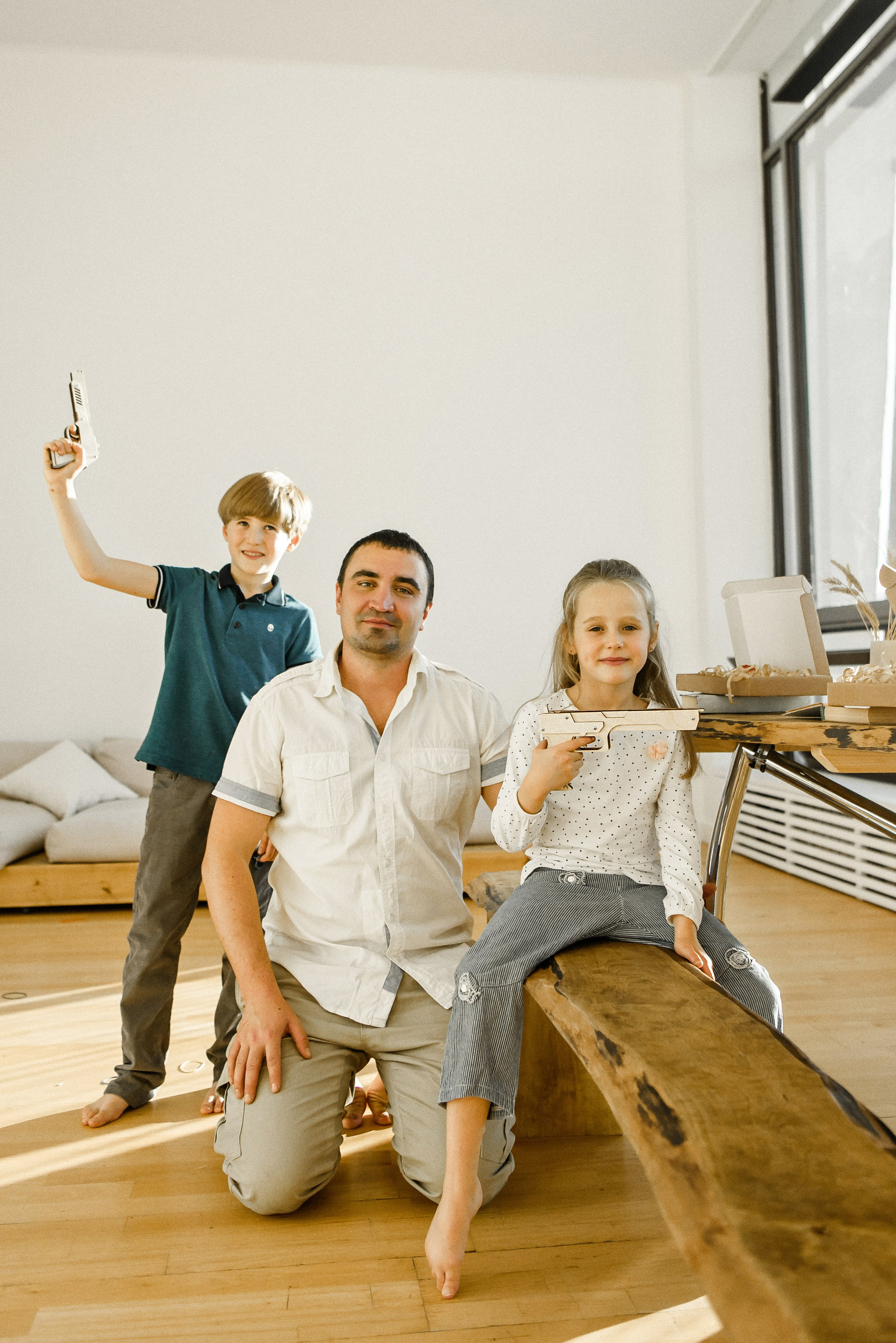 Магазин деревянных игрушек. Свадебный фотограф в Санкт-Петербурге София Шубик