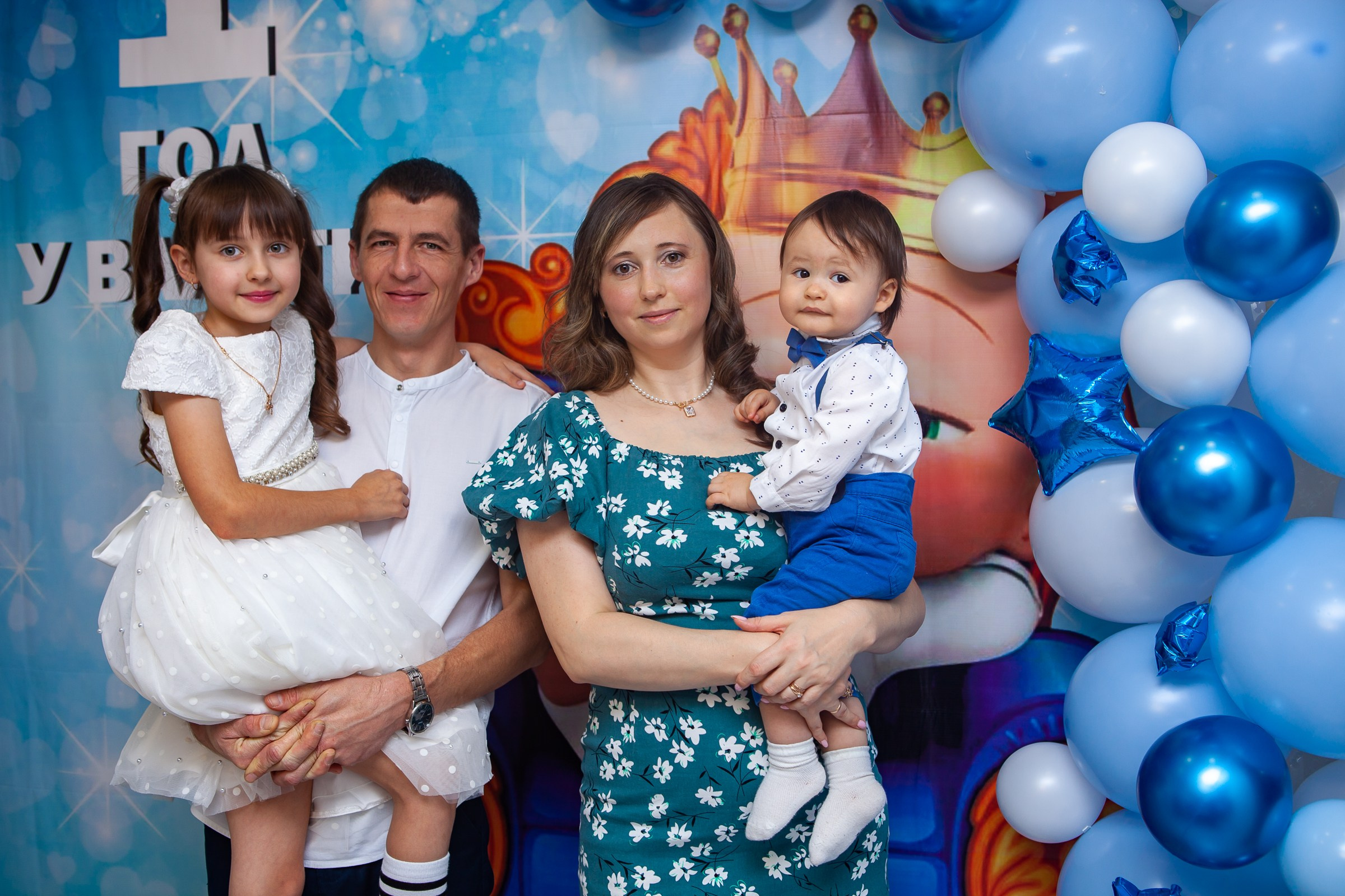 Егор годовасие. Фотограф Анастасия Лёвушкина