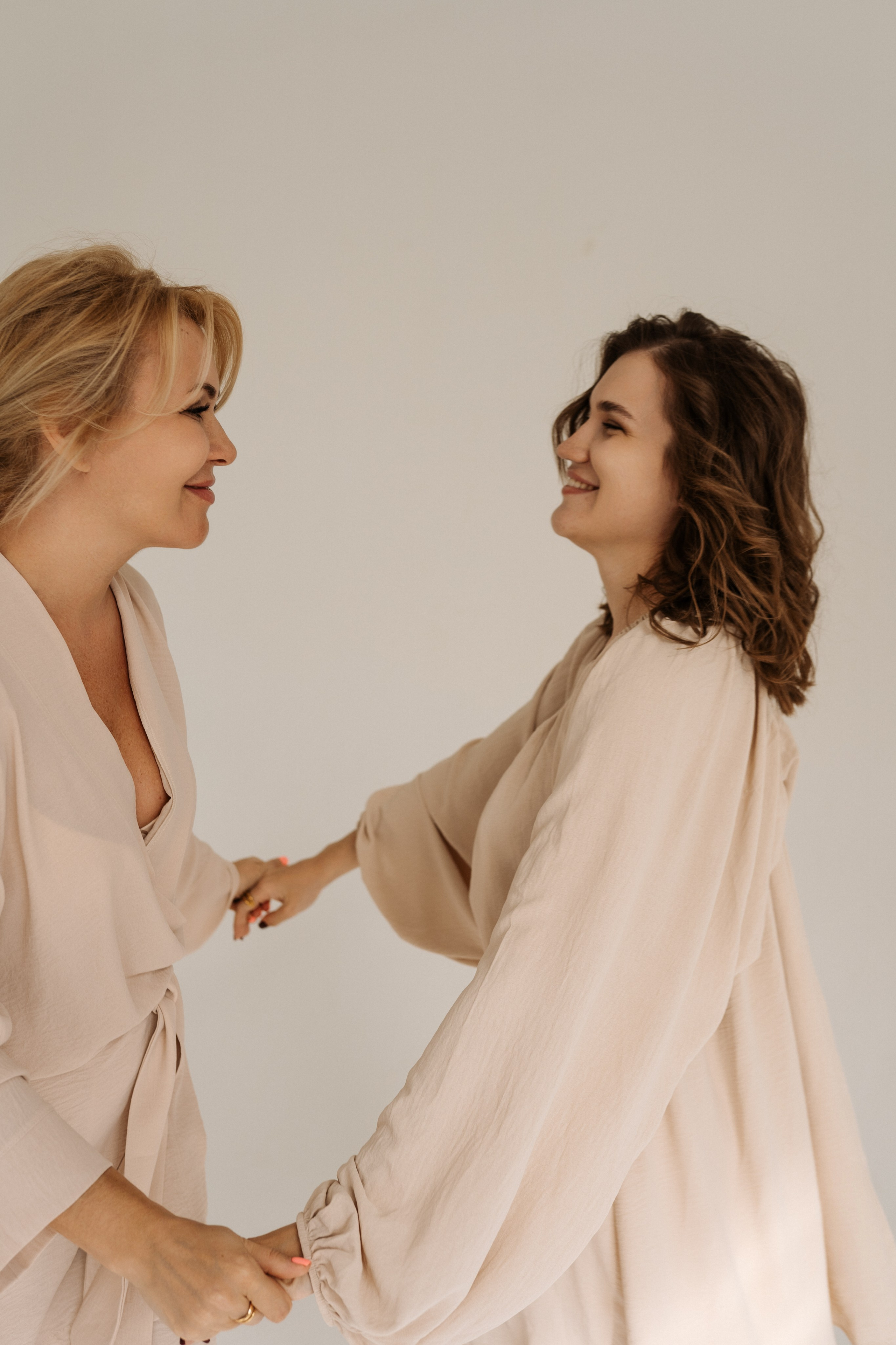 Семейная фотосессия в студии в Москве, семейный фотограф Анна Полушина. Свадебный фотограф в Москве Анна Полушина